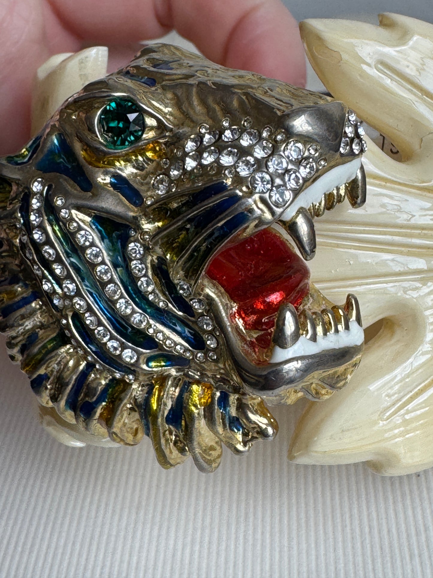 NWT! Gucci Rajah Resin Leaf Bracelet (repaired)