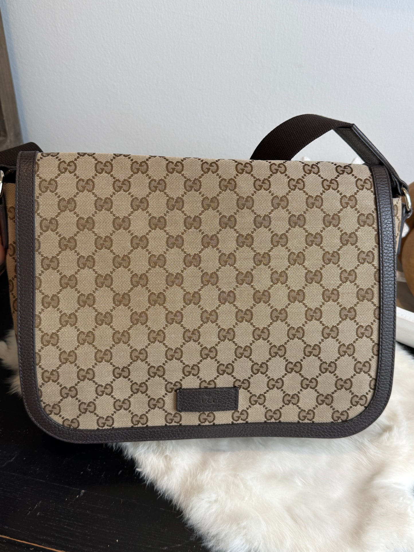 GUCCI Canvas Large Messenger Brown Bag