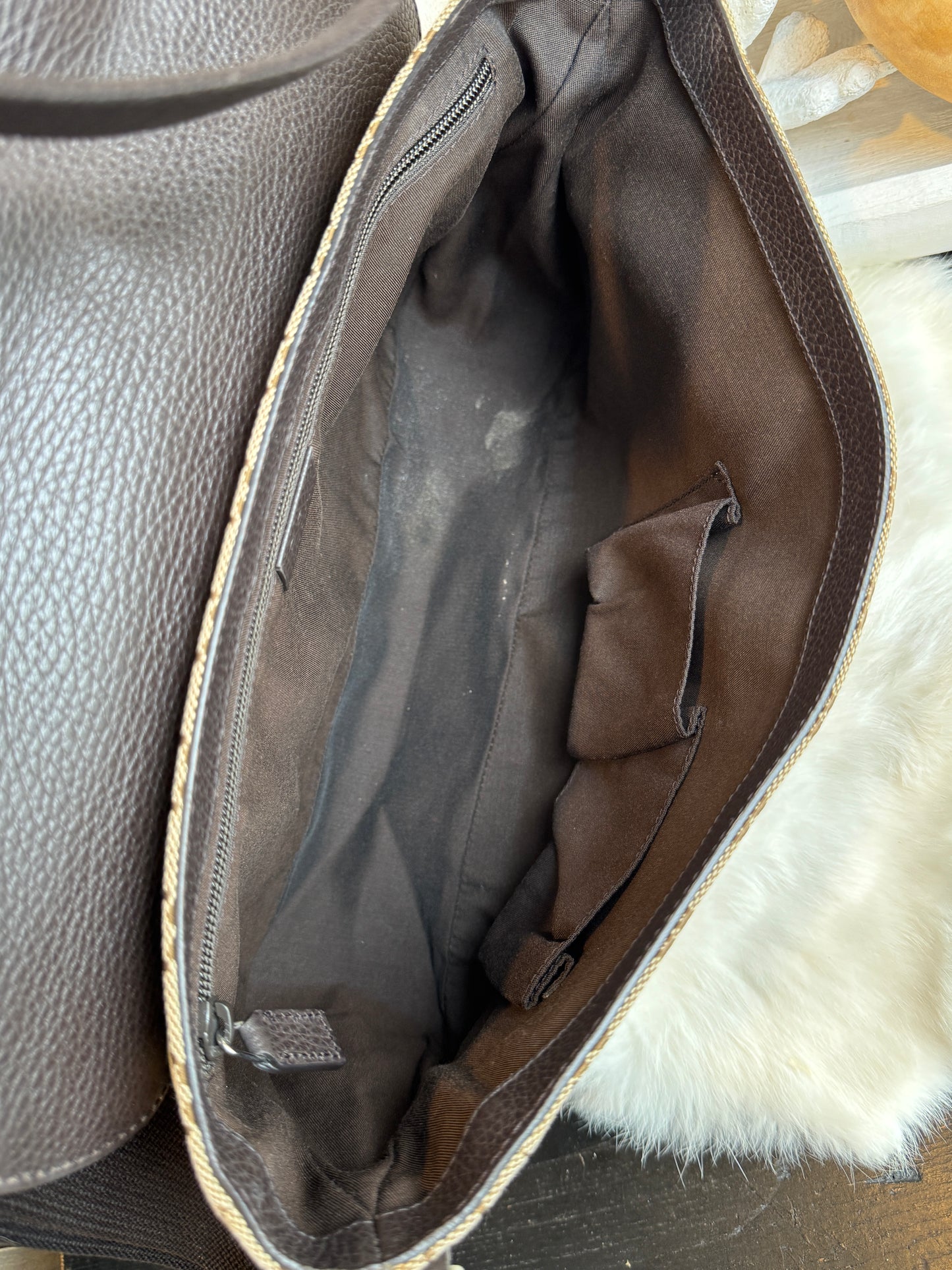 GUCCI Canvas Large Messenger Brown Bag