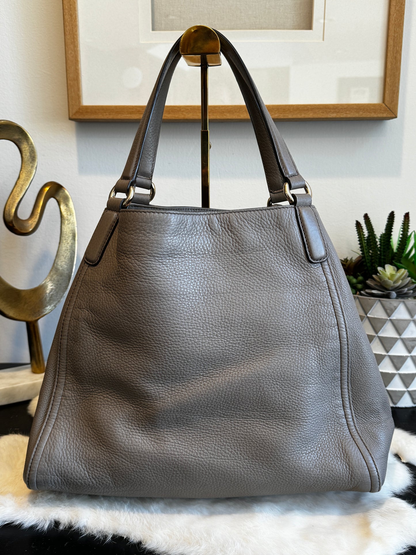 Gucci Pebbled Calfskin Medium Soho Tassel Bag