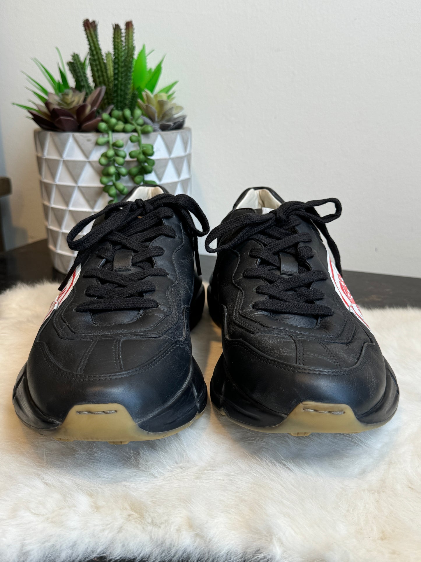 GUCCI Rhyton Black Sneakers Mens 7EU (Womens 40EU)