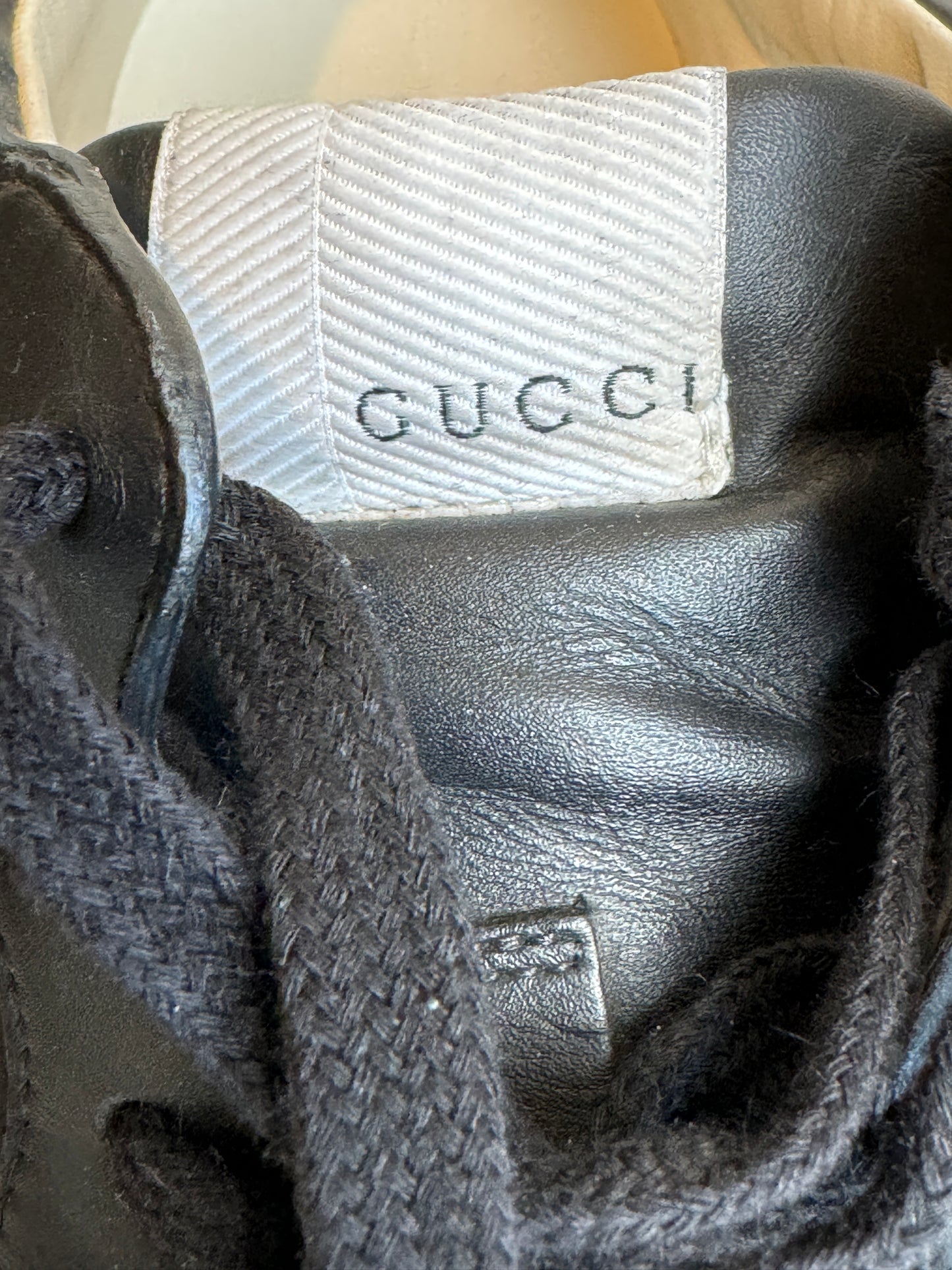 GUCCI Rhyton Black Sneakers Mens 7EU (Womens 40EU)