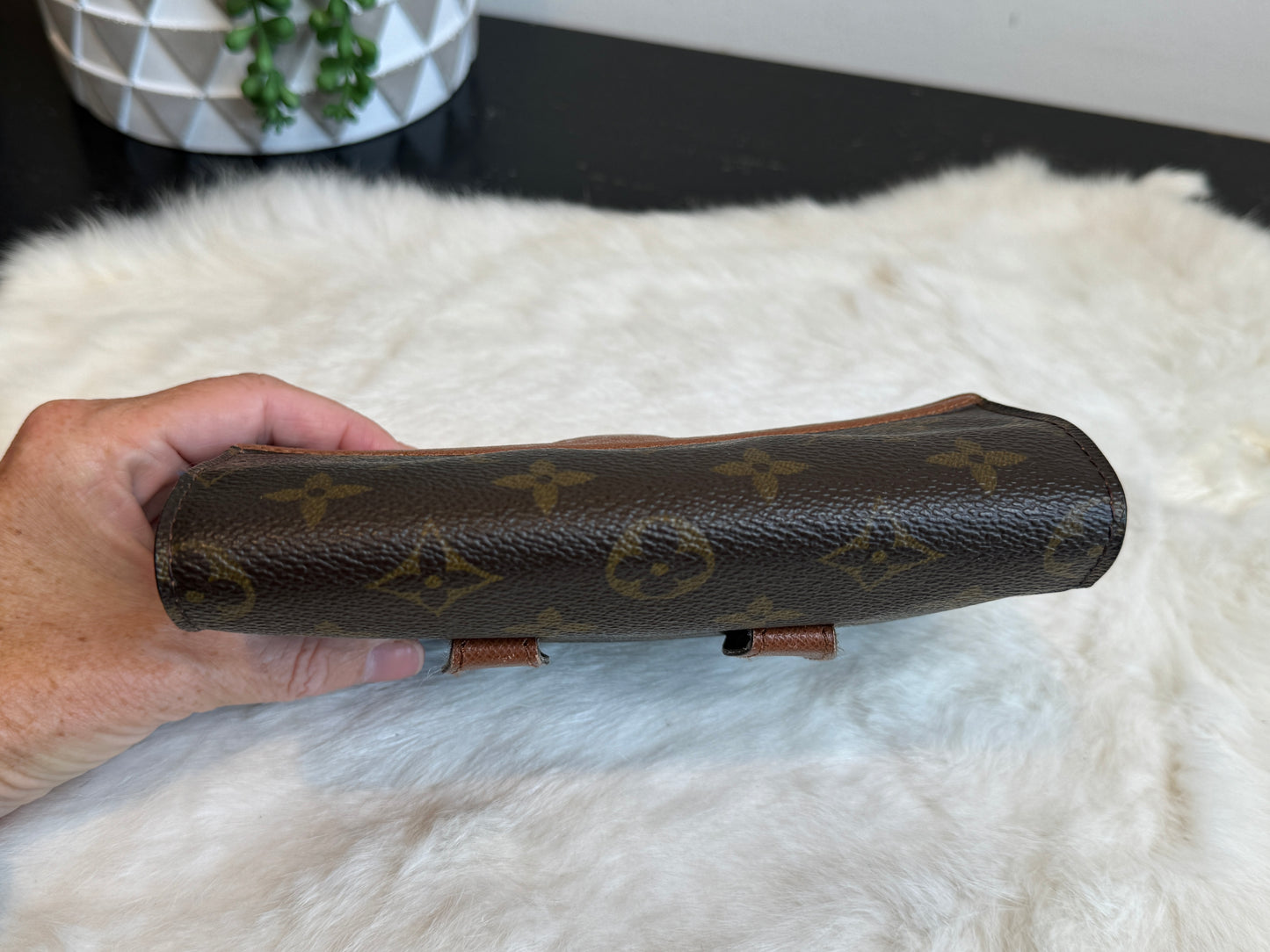Louis Vuitton Arche Belt Bag Monogram