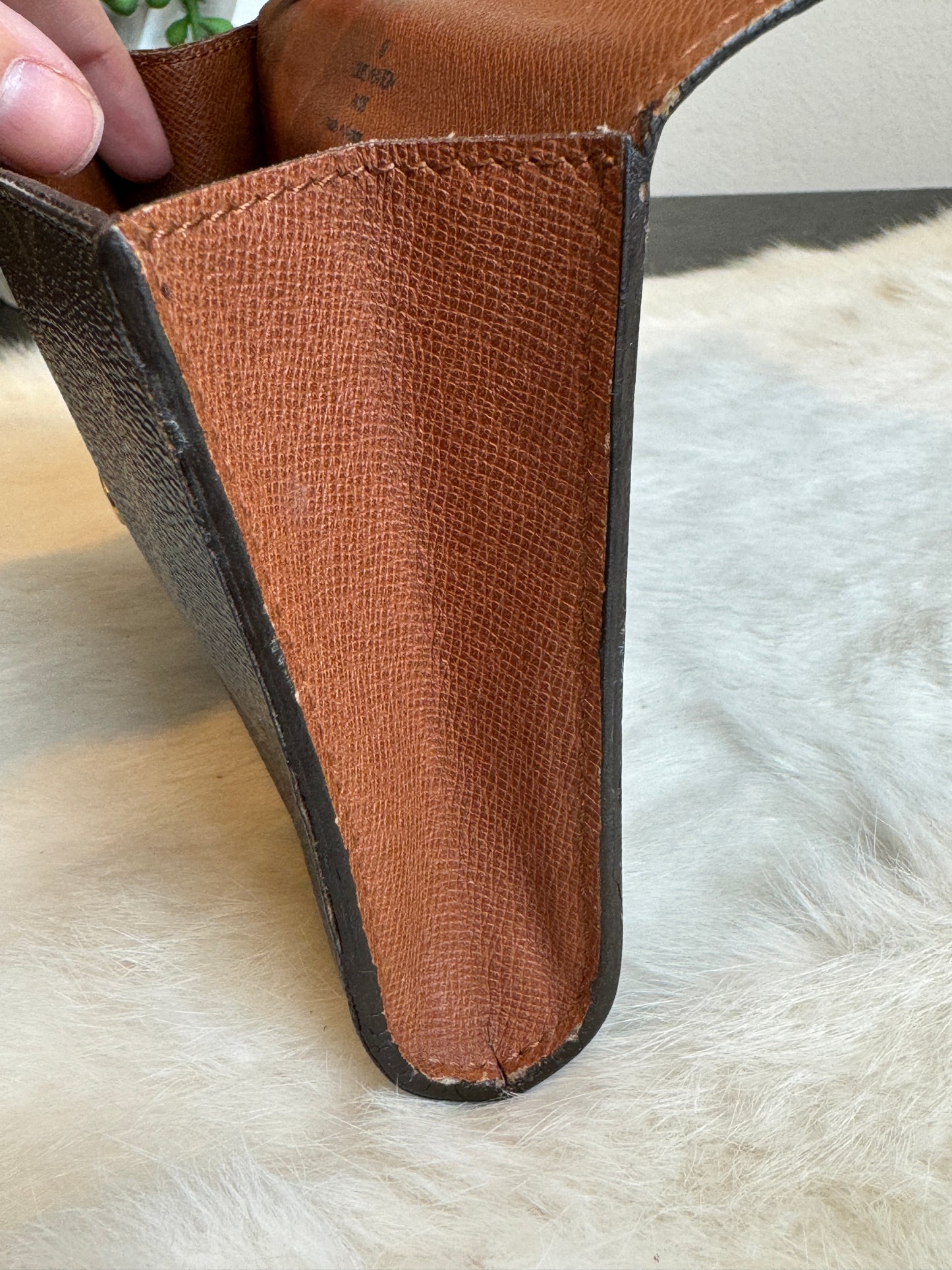 Louis Vuitton Arche Belt Bag Monogram