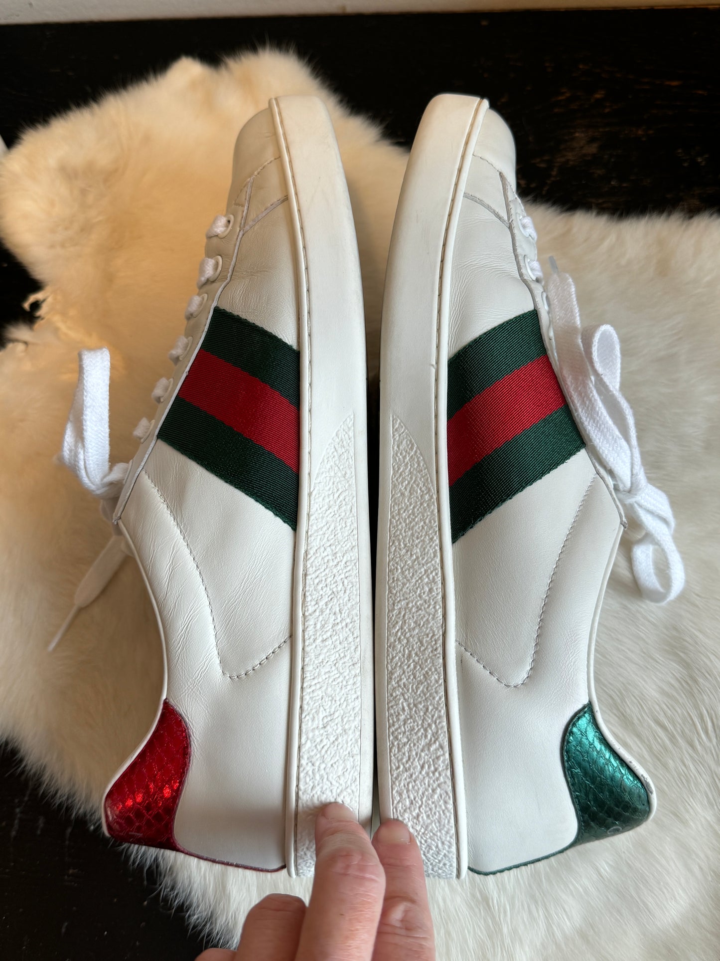 GUCCI Ace Bees Sneakers Mens 7EU (40EU)