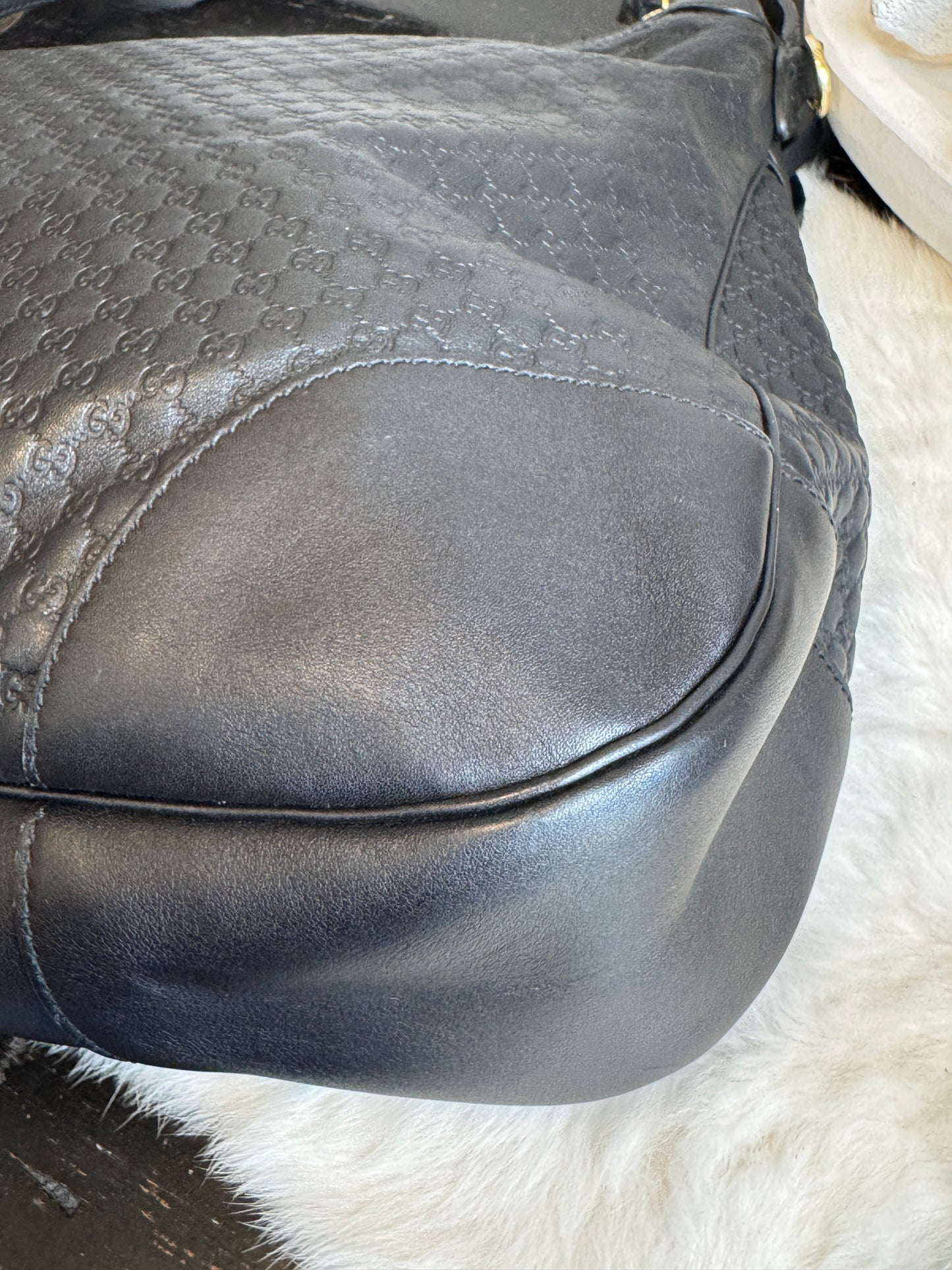 GUCCI Large Bree Micro-Guccissima Signature Black Leather Hobo