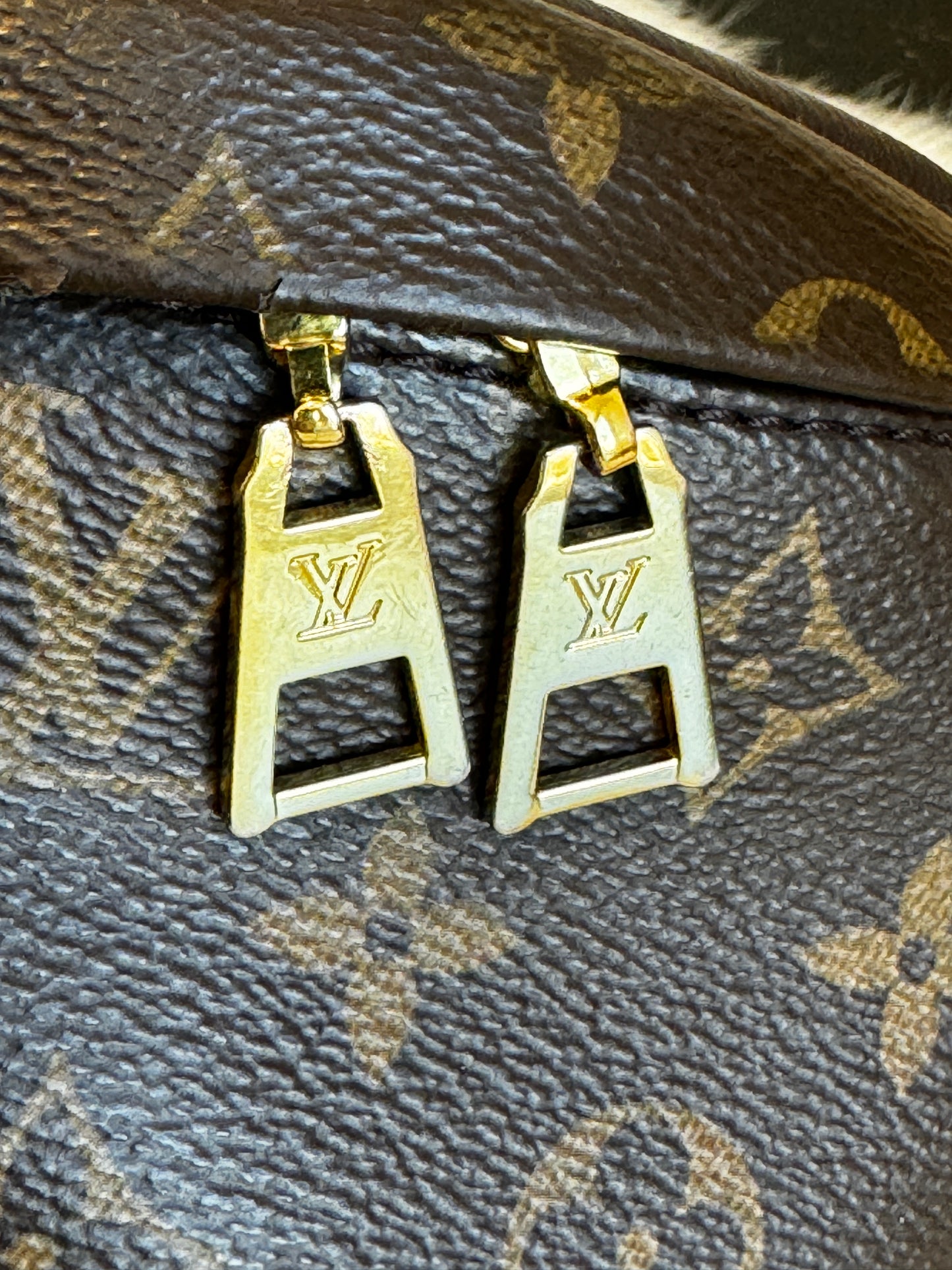 Louis Vuitton Monogram Original Bumbag