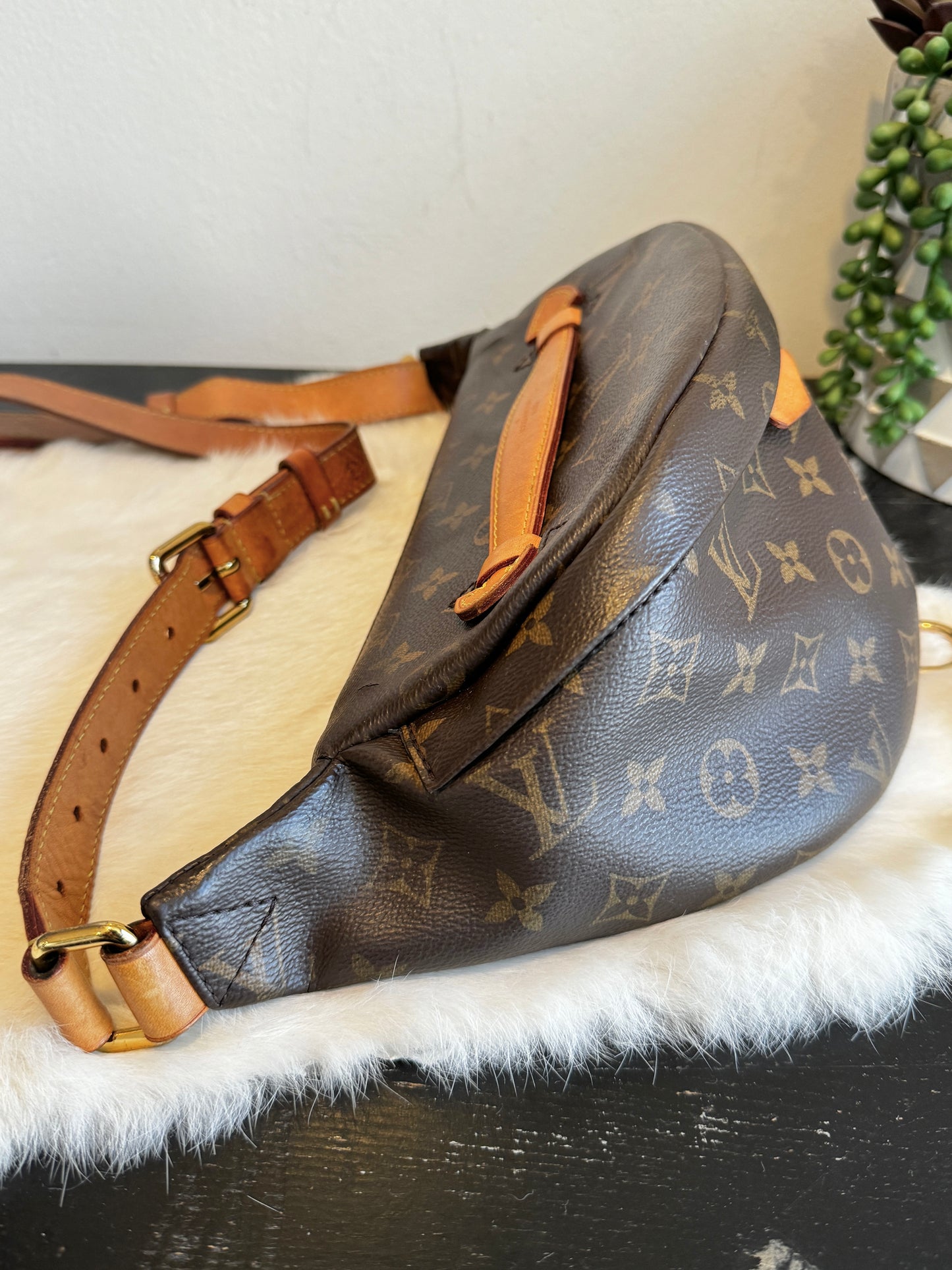 Louis Vuitton Monogram Original Bumbag