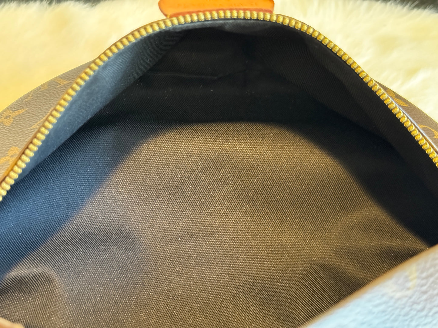 Louis Vuitton Monogram Original Bumbag