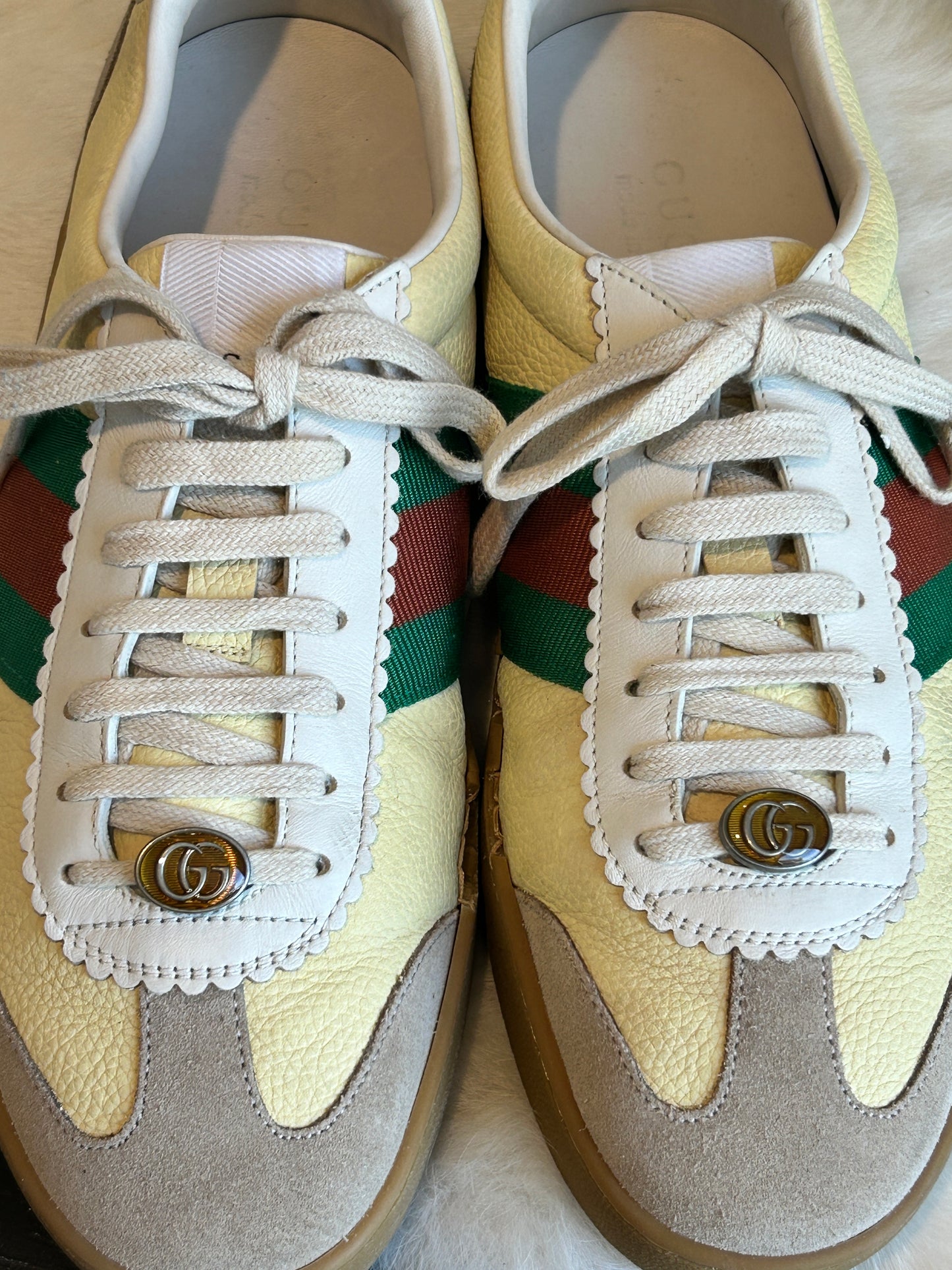 Gucci Cream/Gray Suede Sneakers 8.5EU (41.5EU)