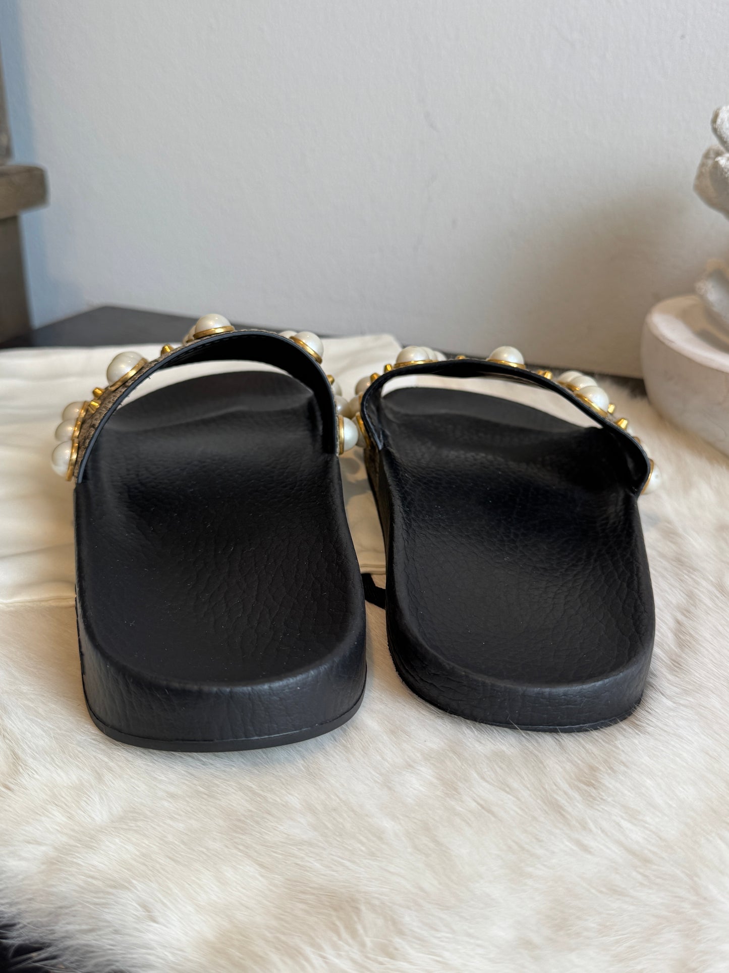 GUCCI Supreme Pearl Monogram Women's Slides 37EU