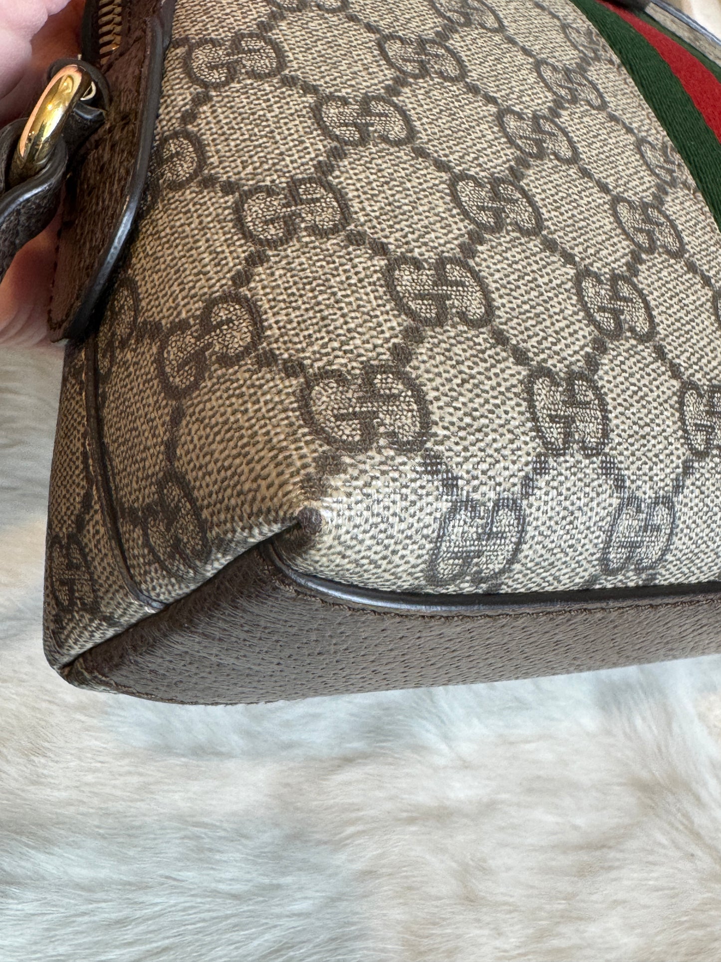 GUCCI Supreme Ophidia Round Top Crossbody Bag