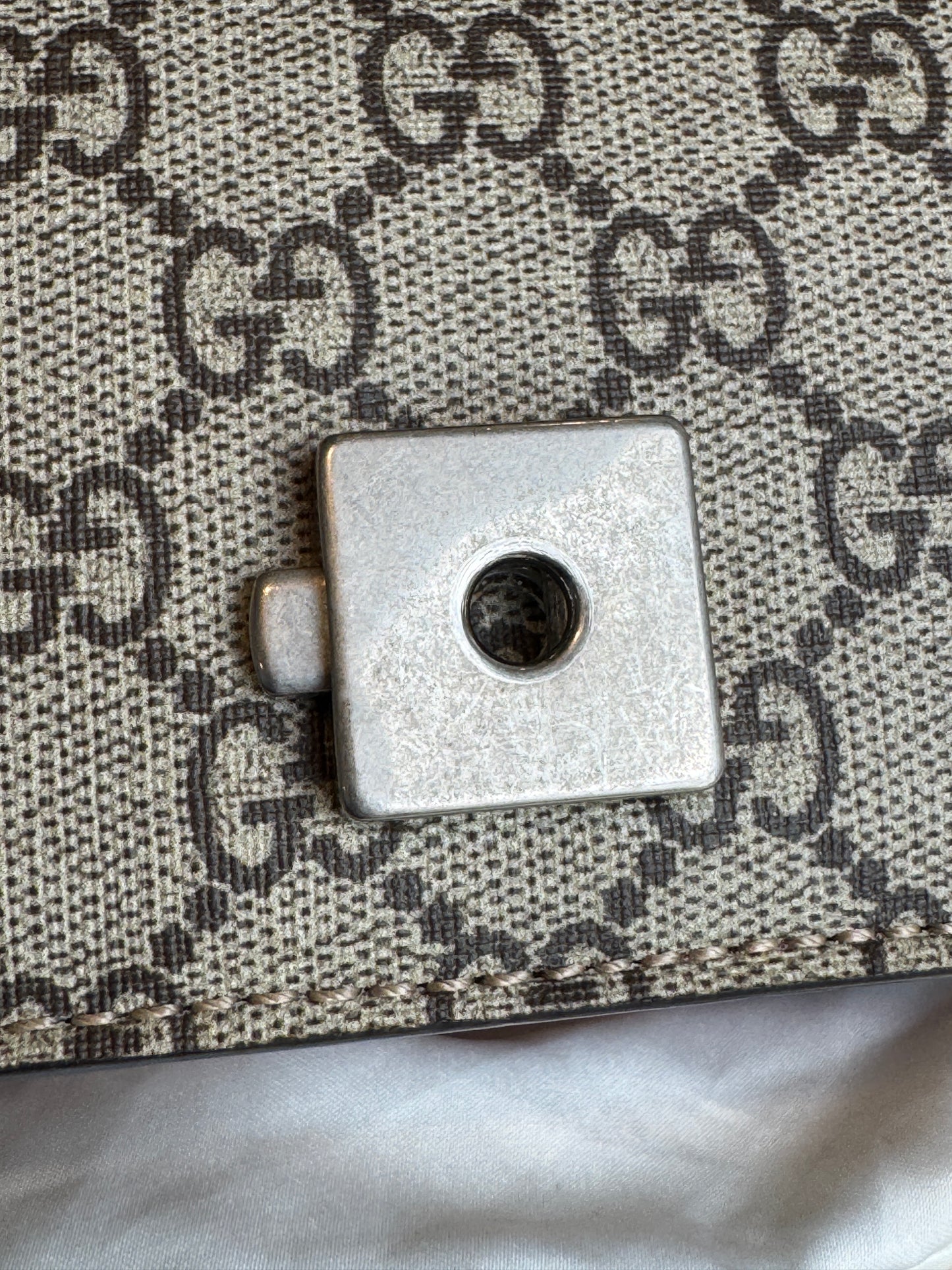 GUCCI GG Supreme Mini Blooms Dionysus
