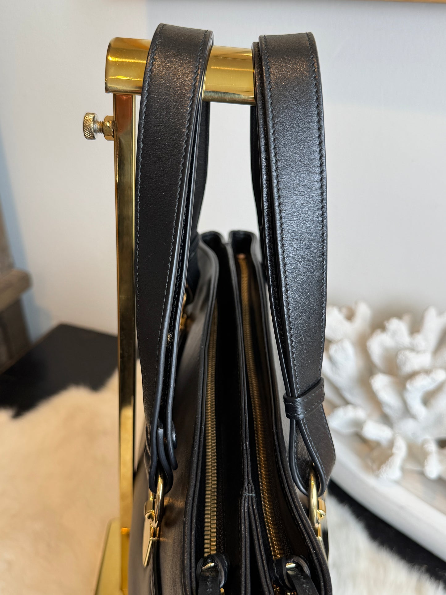 GUCCI Large Arli Leather Shoulder Bag Black