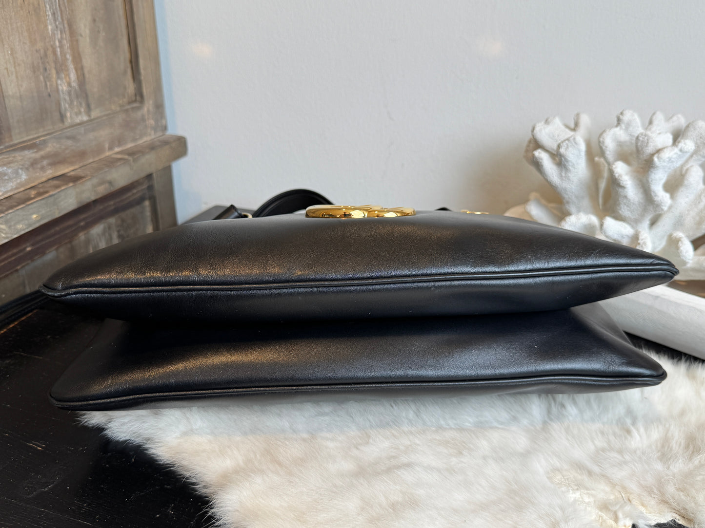 GUCCI Large Arli Leather Shoulder Bag Black
