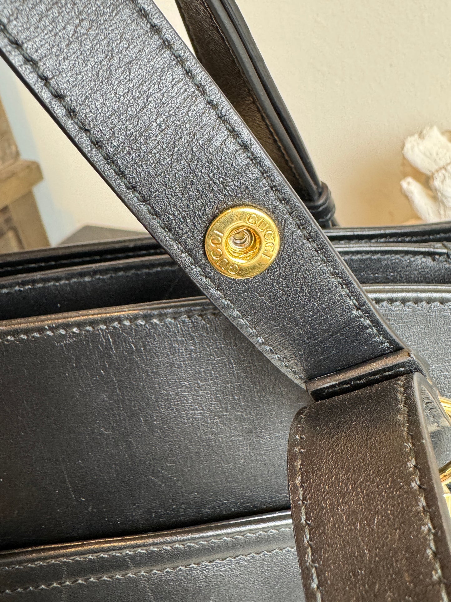 GUCCI Large Arli Leather Shoulder Bag Black