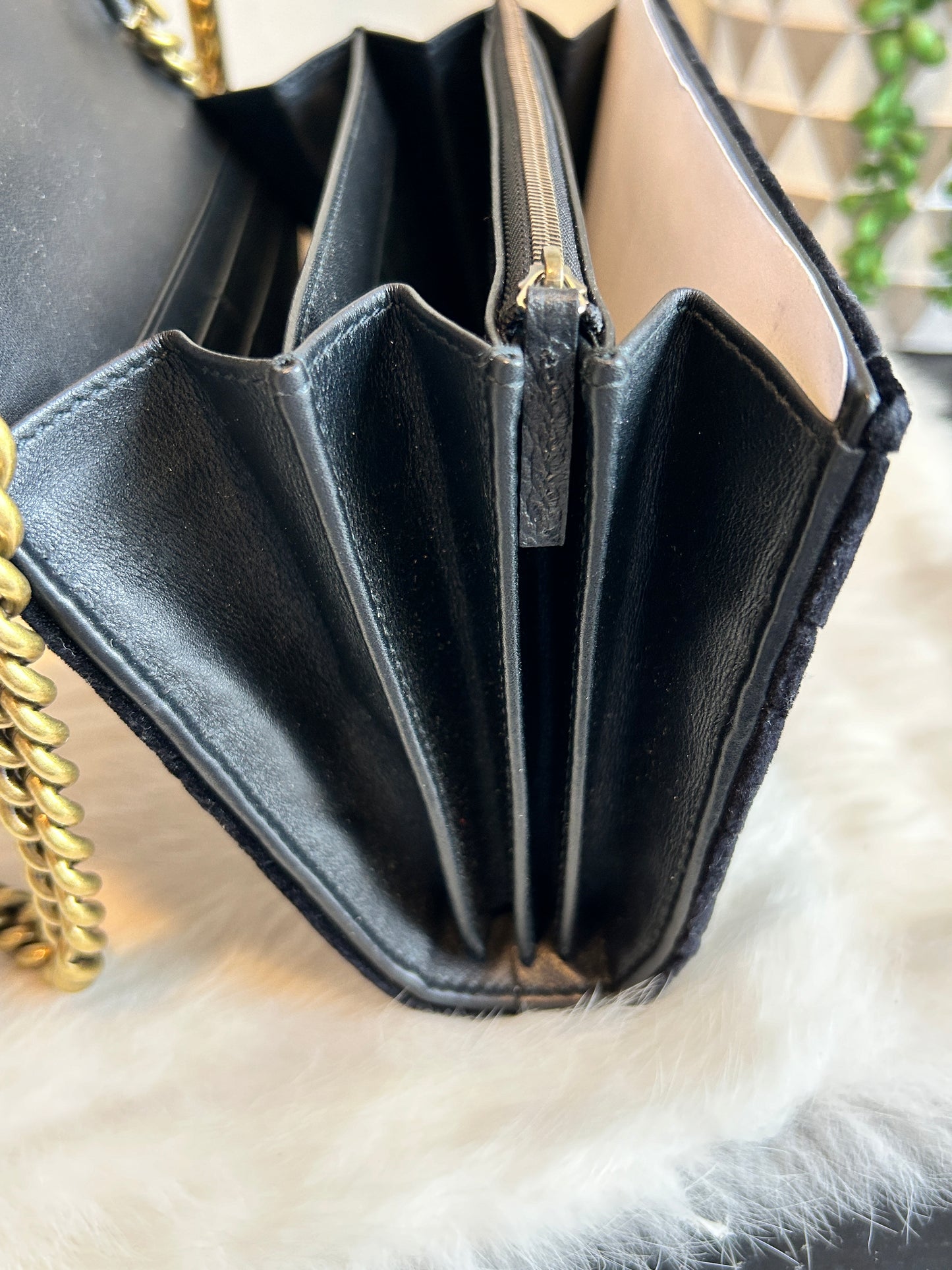 GUCCI Velvet GG Marmont Mini Wallet on Chain Black
