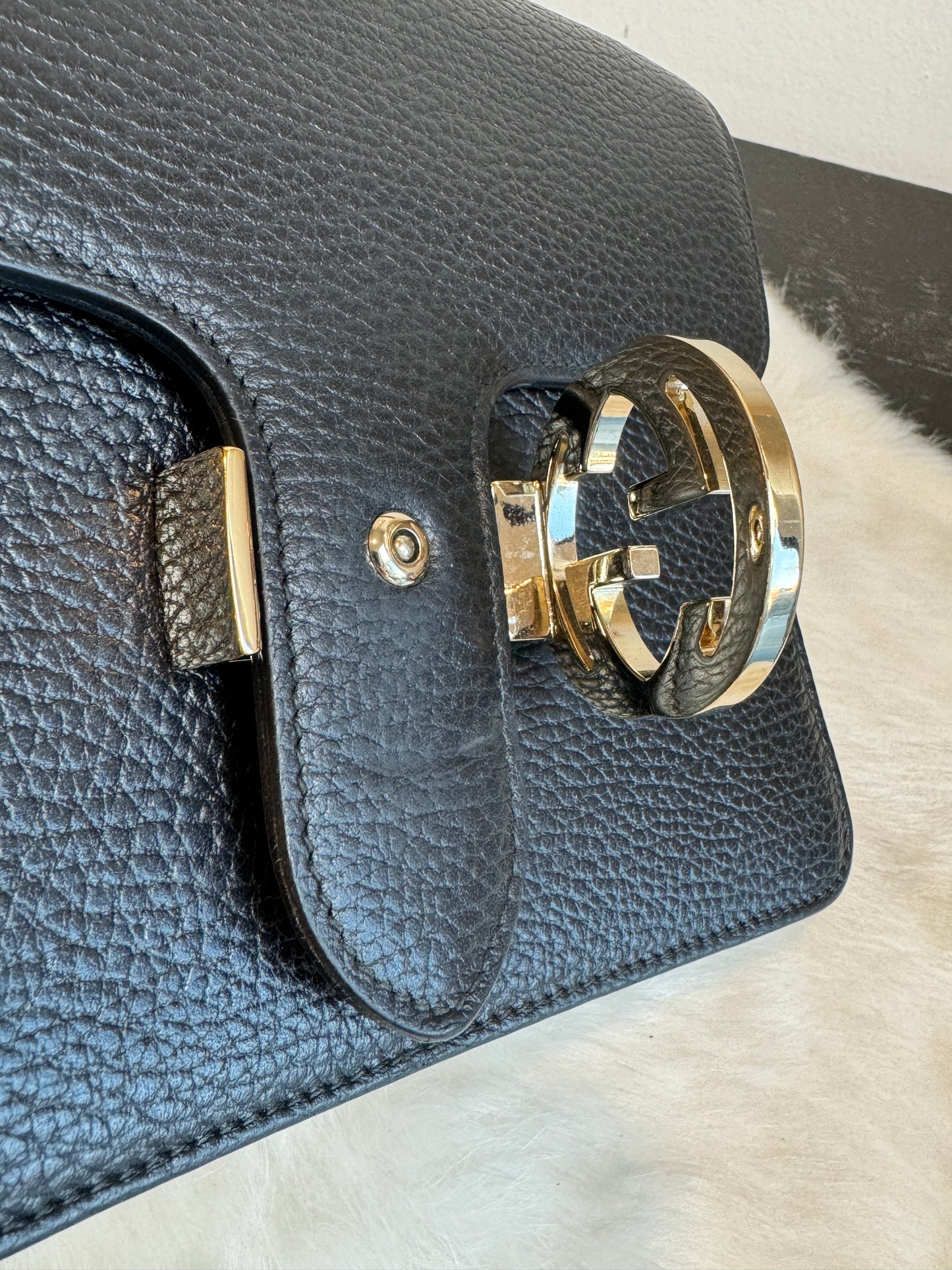 GUCCI Interlocking G Black Leather Bag