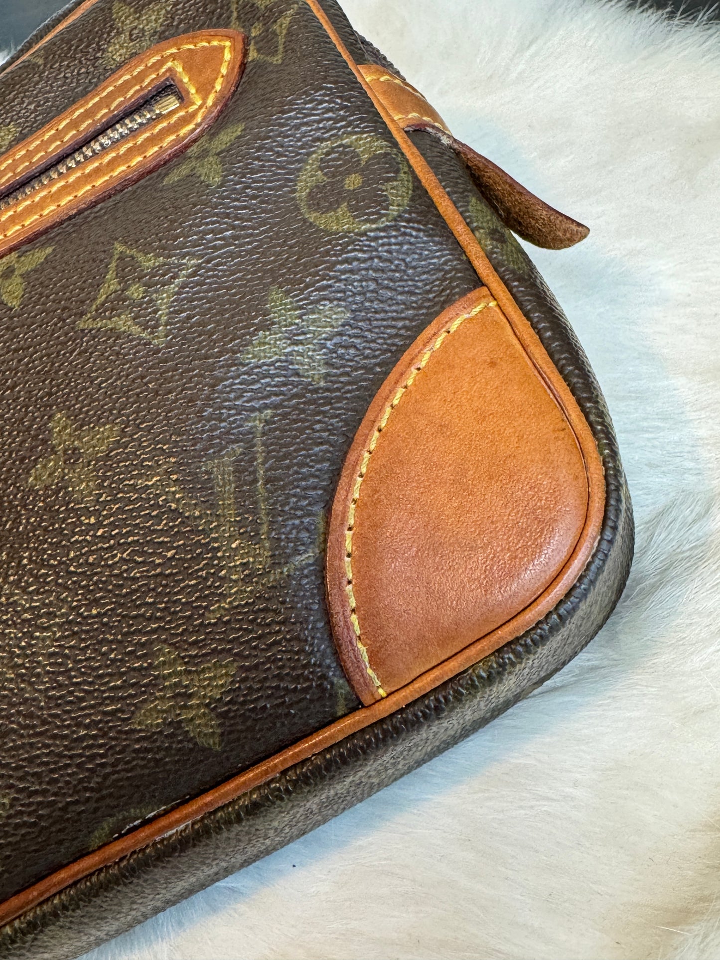 Louis Vuitton Monogram Marly Dragonne GM Wristlet