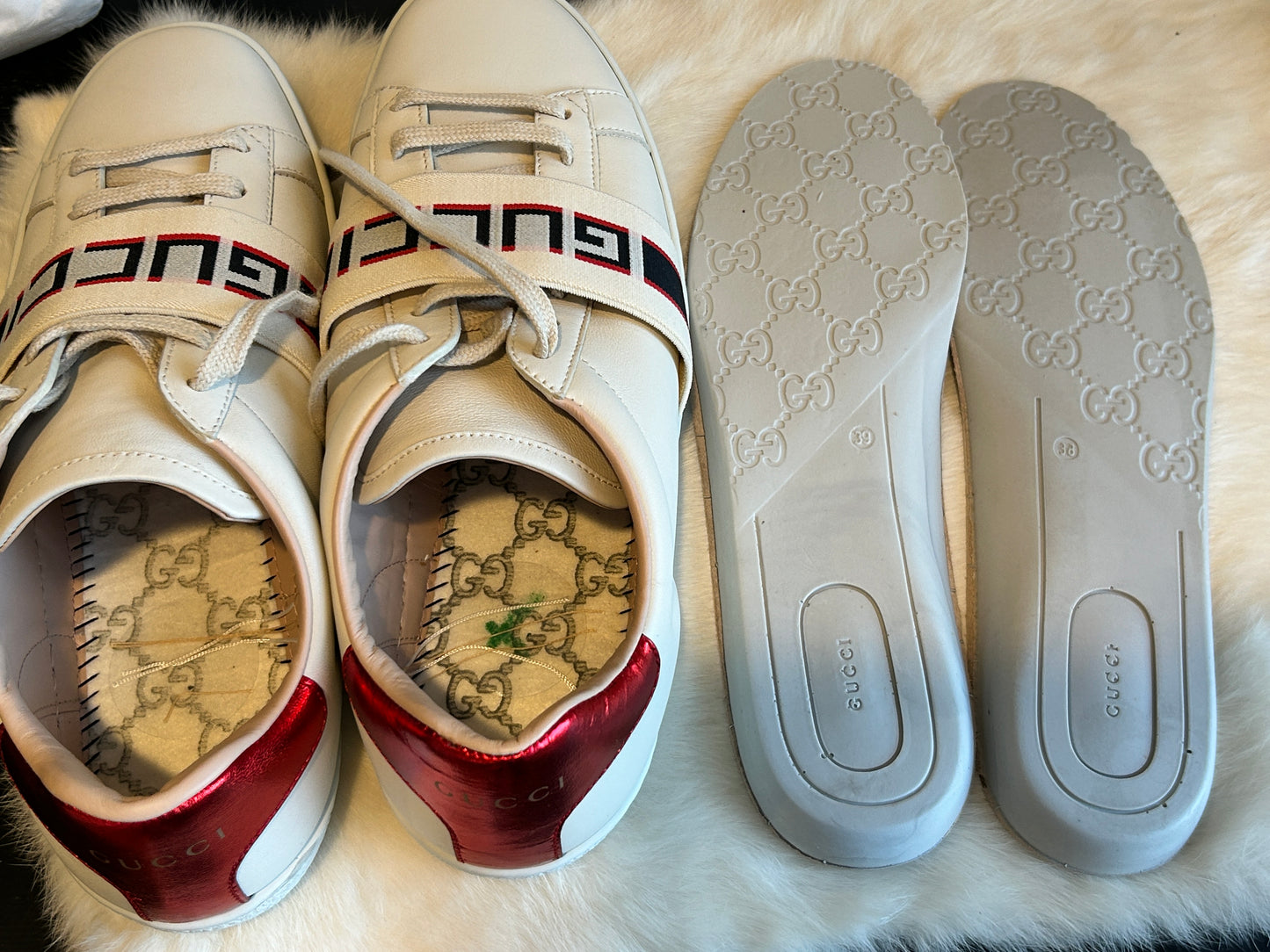 GUCCI Ace Stripe Red/White Sneakers Women's 38EU/39EU