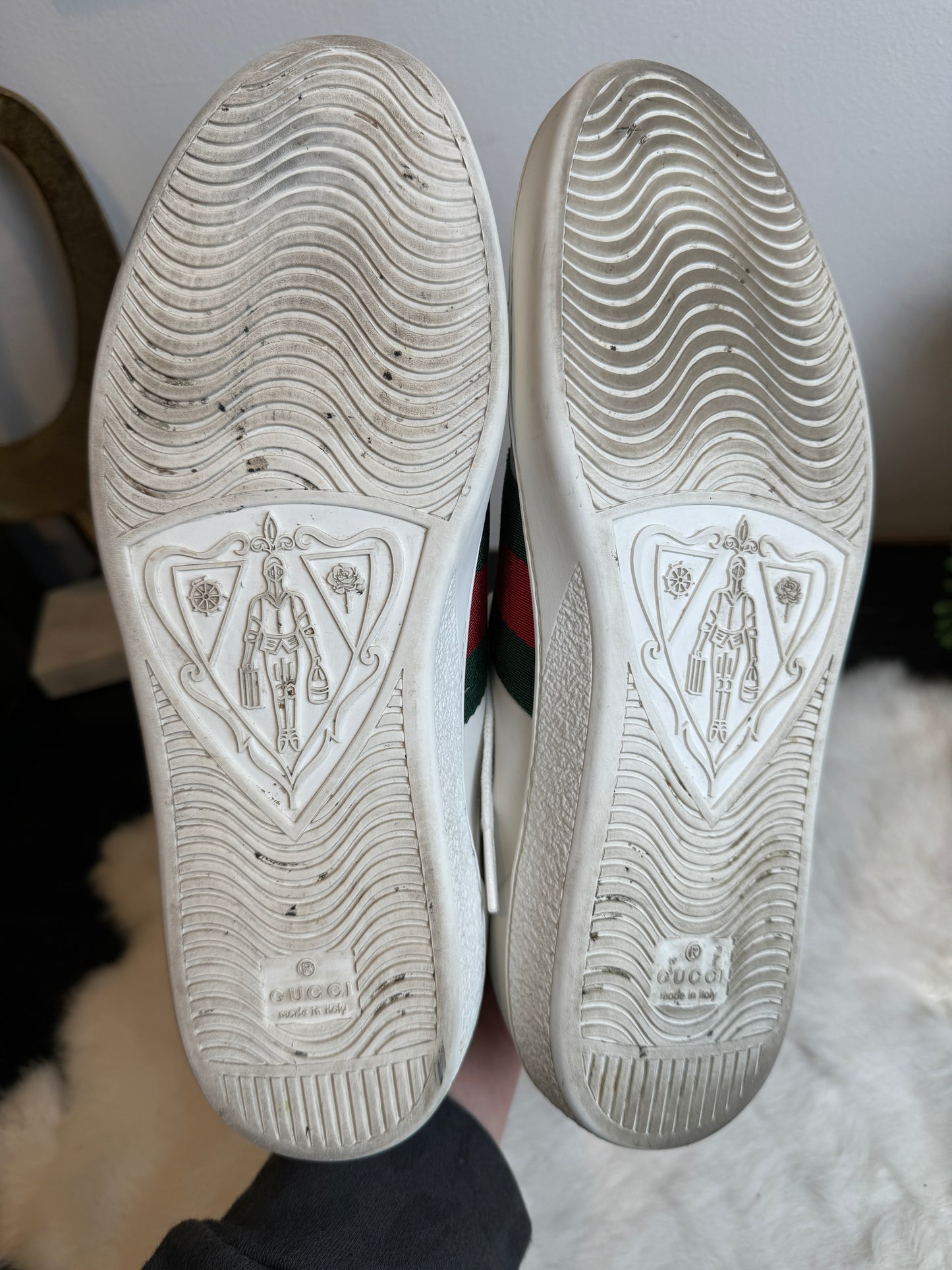 Gucci Ace Bees Sneakers Size 7.5EU (40.5EU)