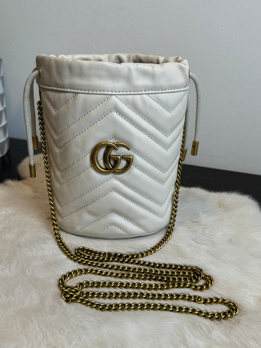 GUCCI Cream Leather GG Marmont Mini Bucket Bag