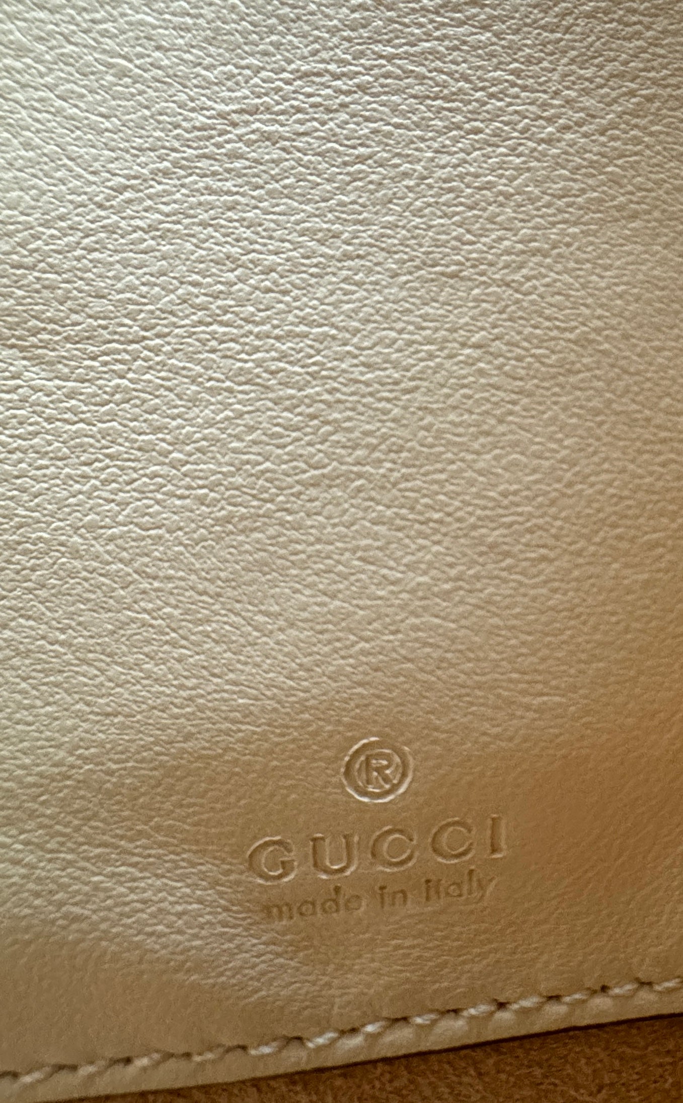 GUCCI Cream Leather GG Marmont Mini Bucket Bag