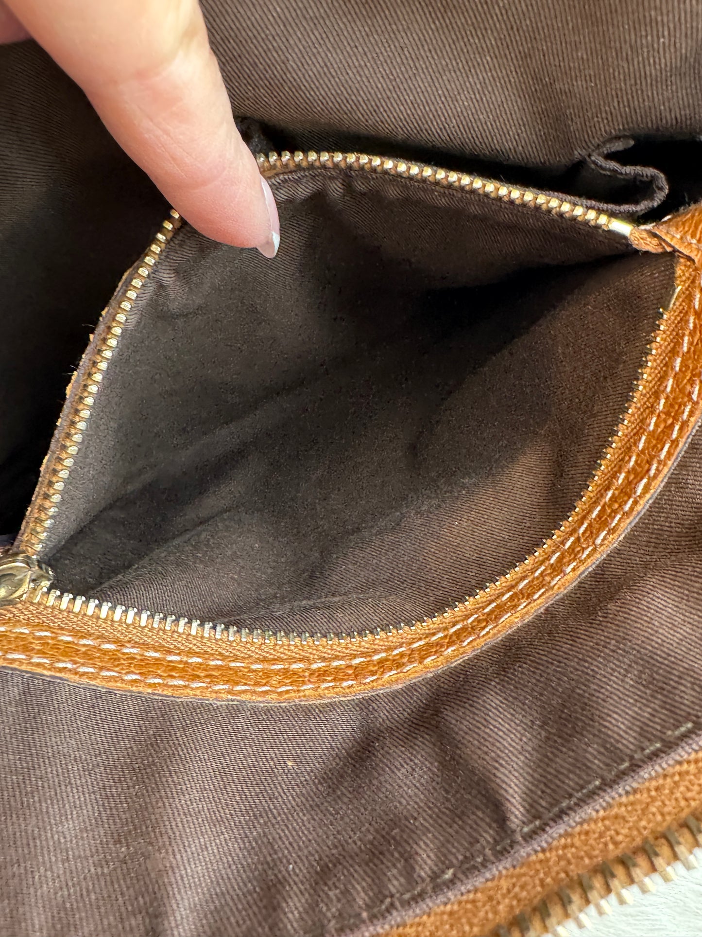 GUCCI GG Monogram Canvas Studs Crossbody Brown Bag