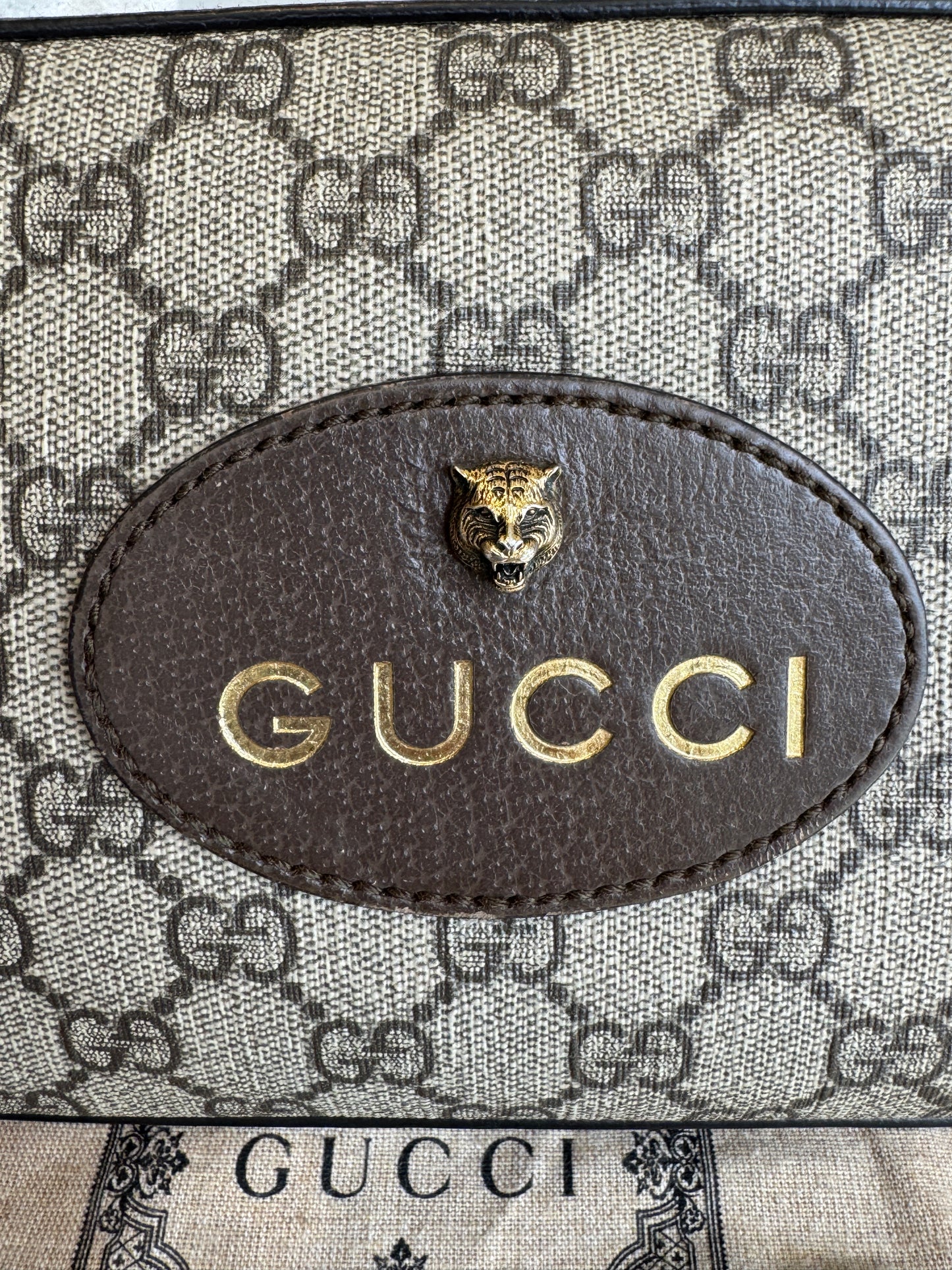 GUCCI Supreme Neo Vintage Camera Crossbody Bag
