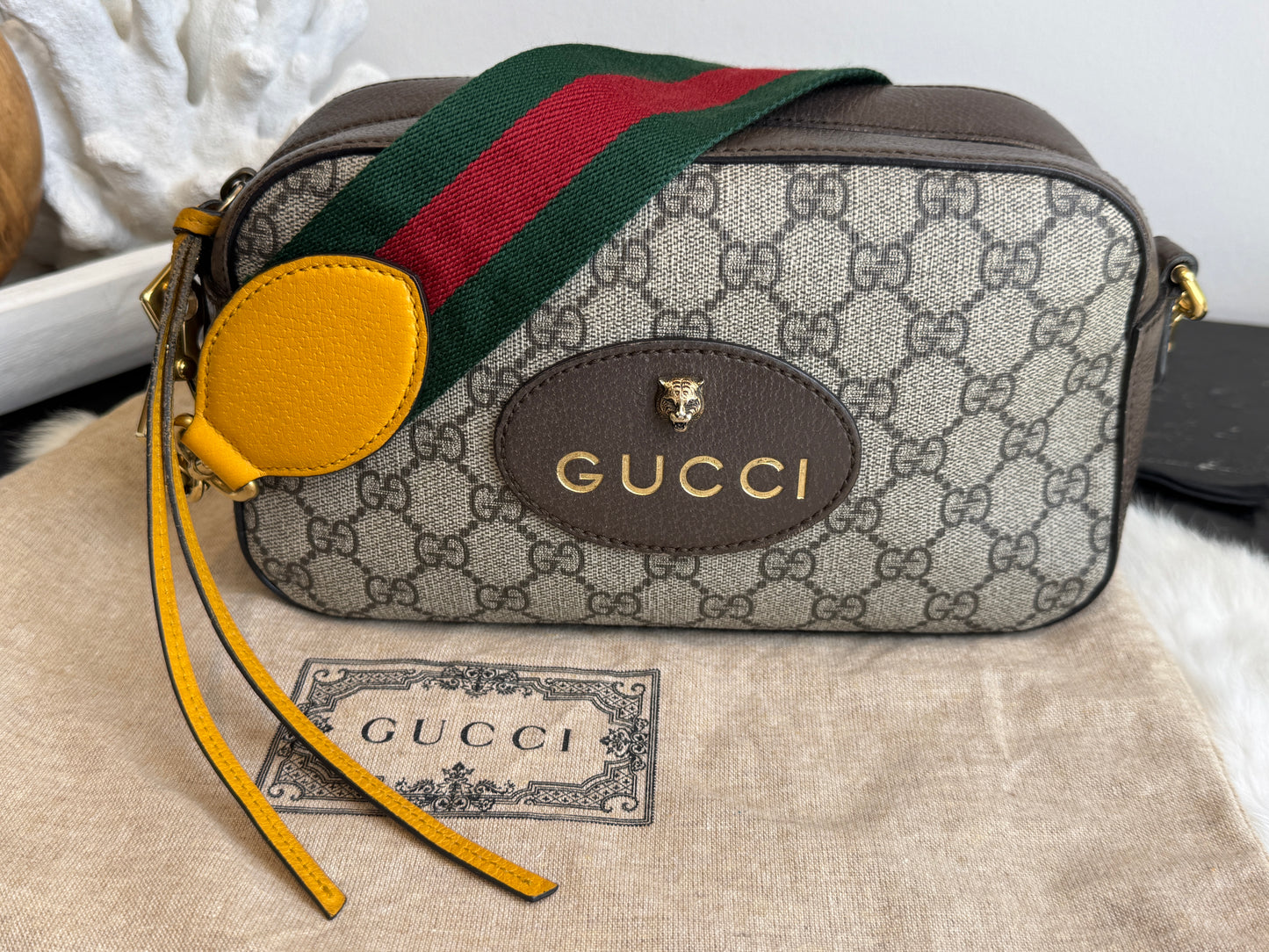 GUCCI Supreme Neo Vintage Camera Crossbody Bag