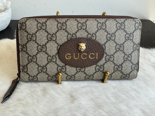 Gucci GG Supreme Neo Vintage Long Zip Wallet