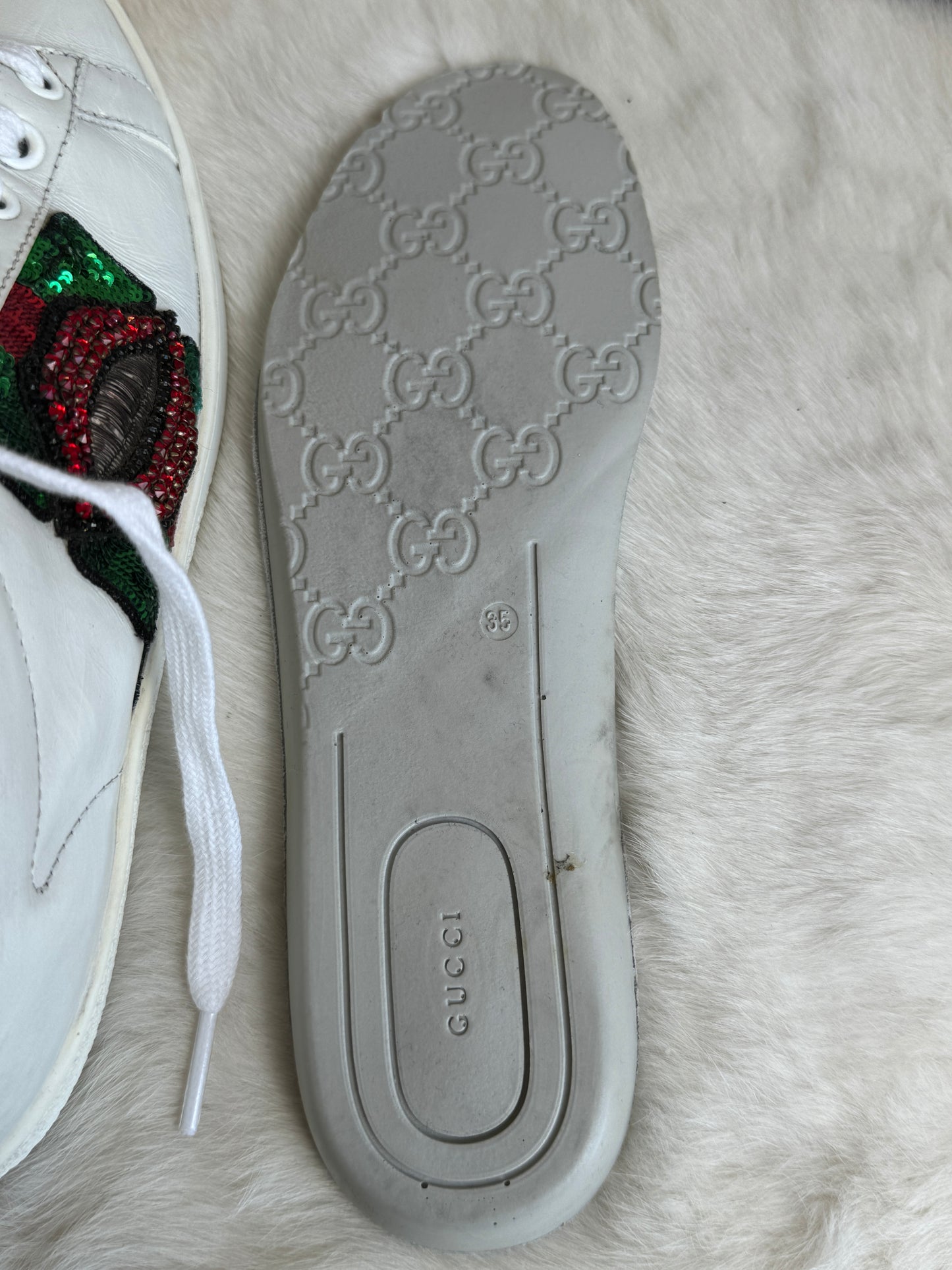 GUCCI Ace Rhinestone Lips Sneakers 35EU
