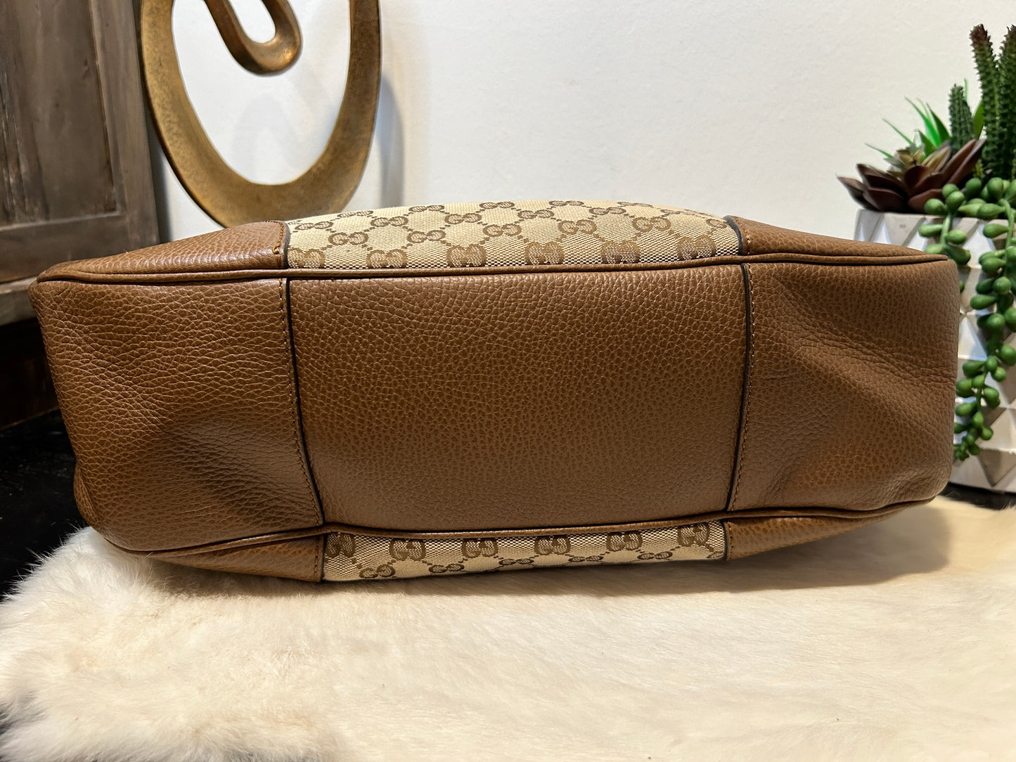 GUCCI GG Canvas Beige Hobo Handbag