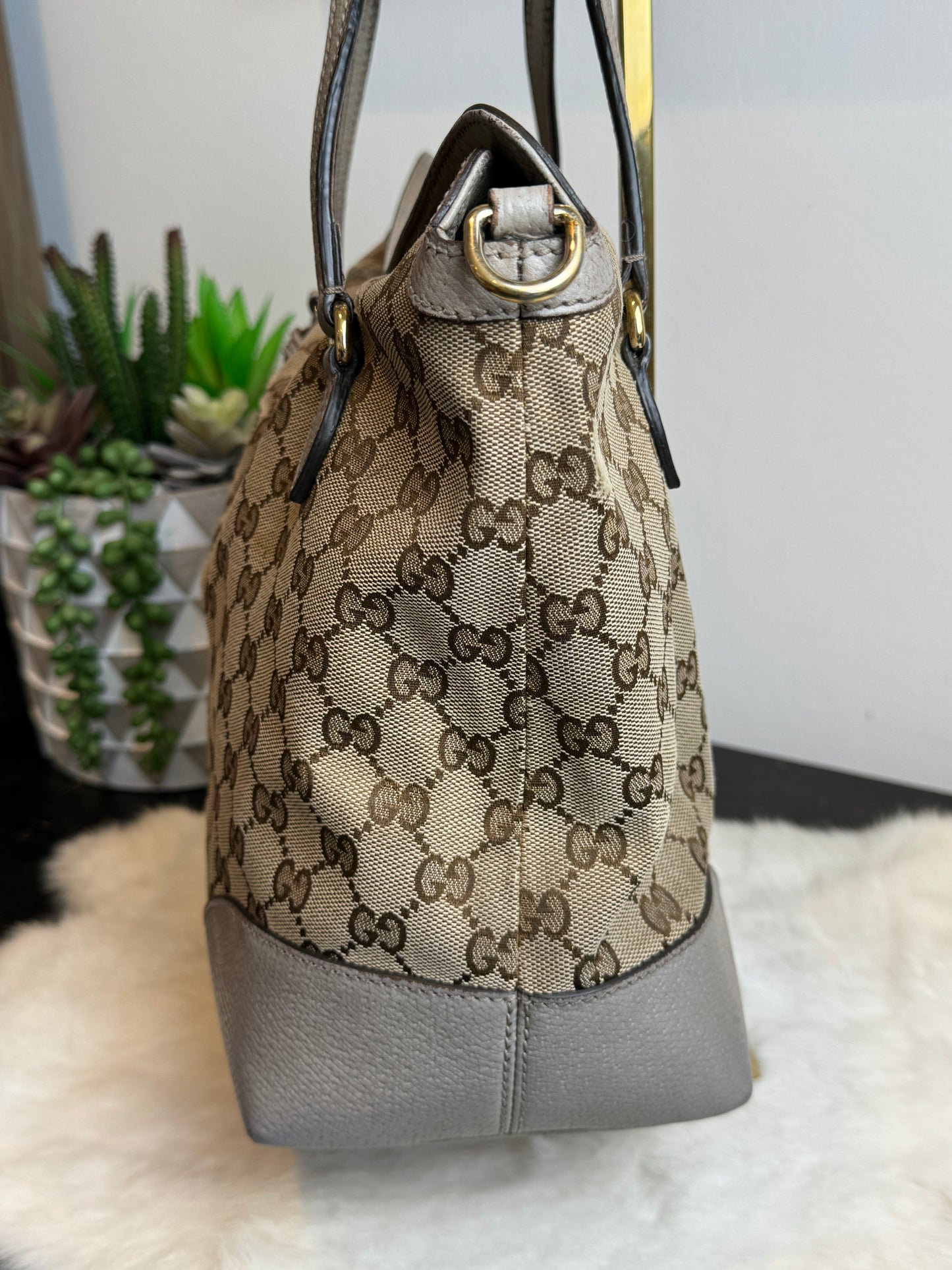 GUCCI Small Beige Canvas Tote