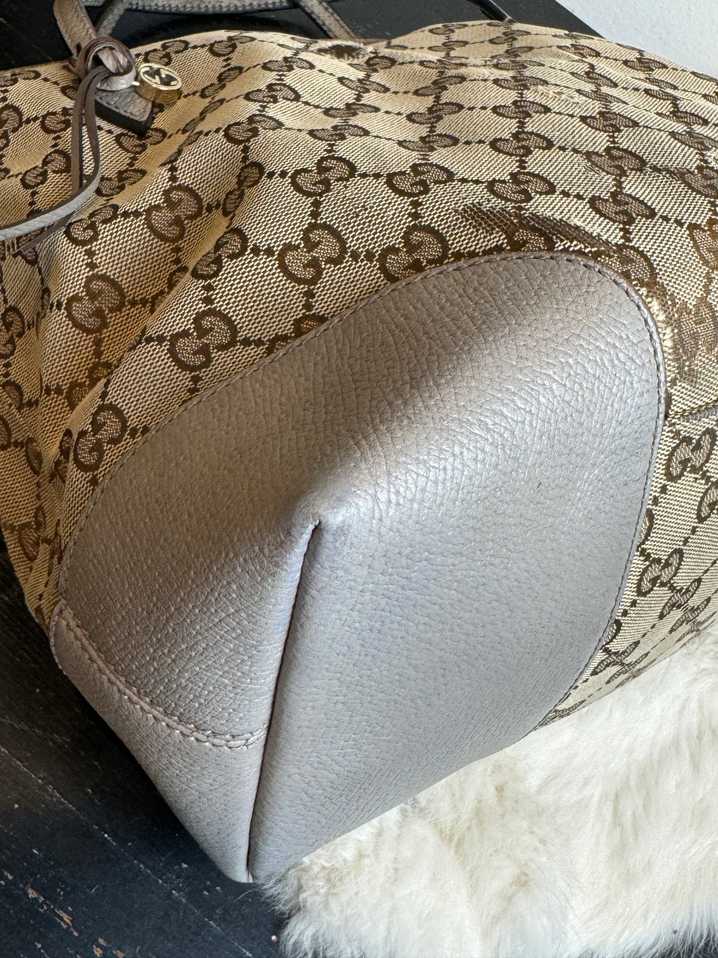 GUCCI Small Beige Canvas Tote