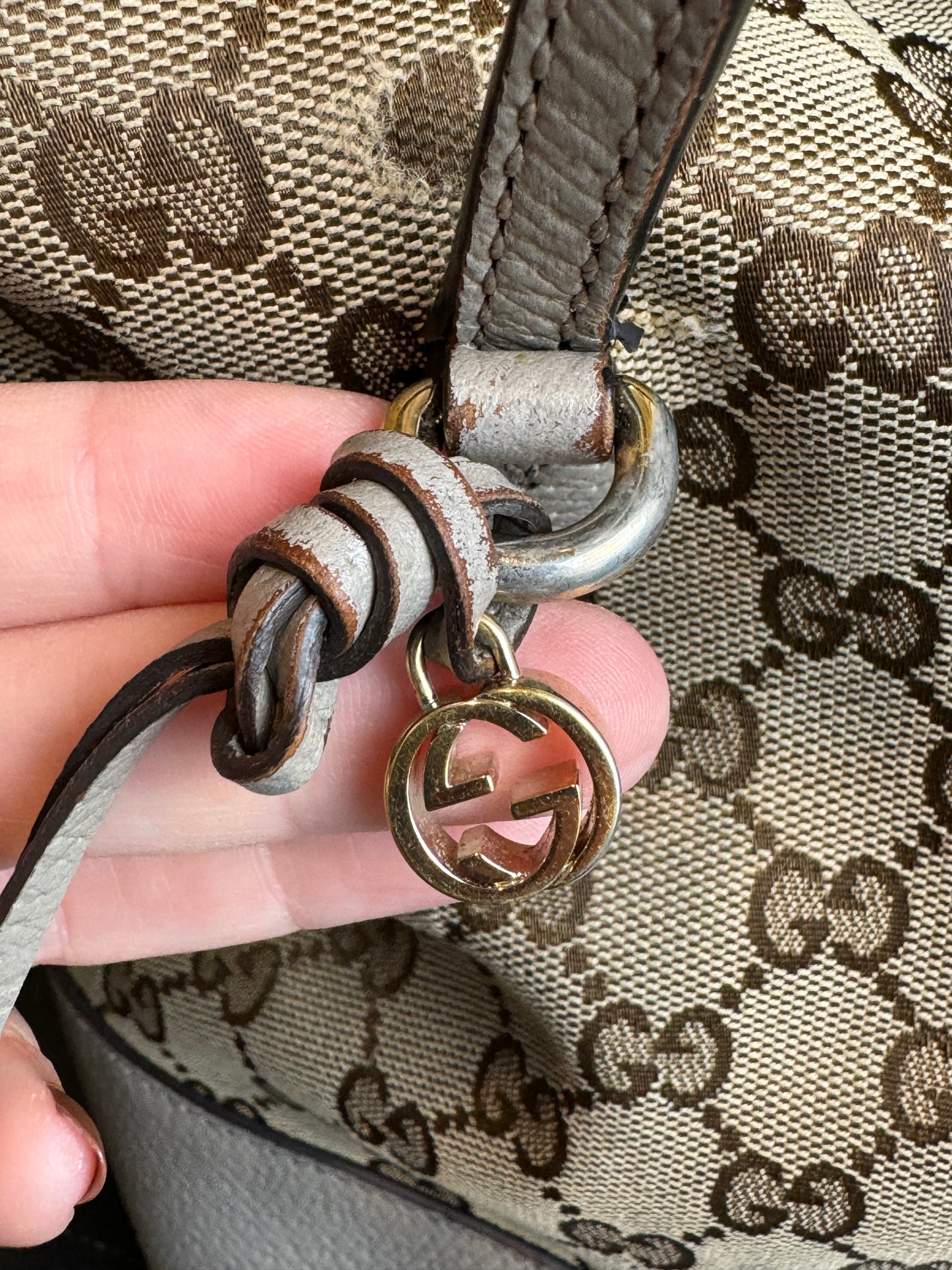 GUCCI Small Beige Canvas Tote