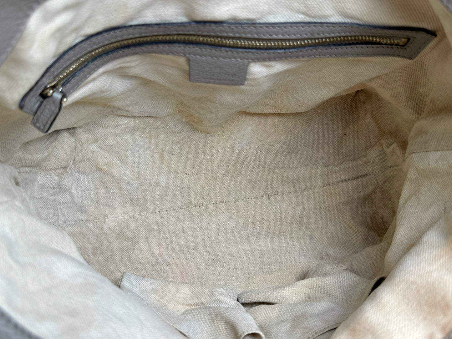 GUCCI Small Beige Canvas Tote