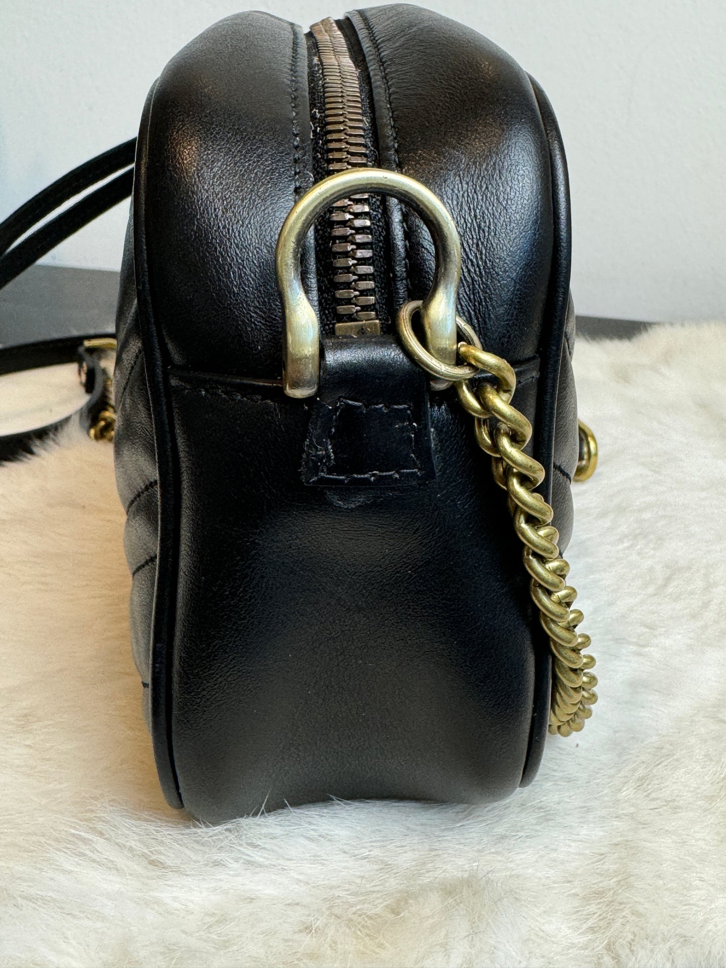 GUCCI Black Leather GG Marmont Small Camera Bag