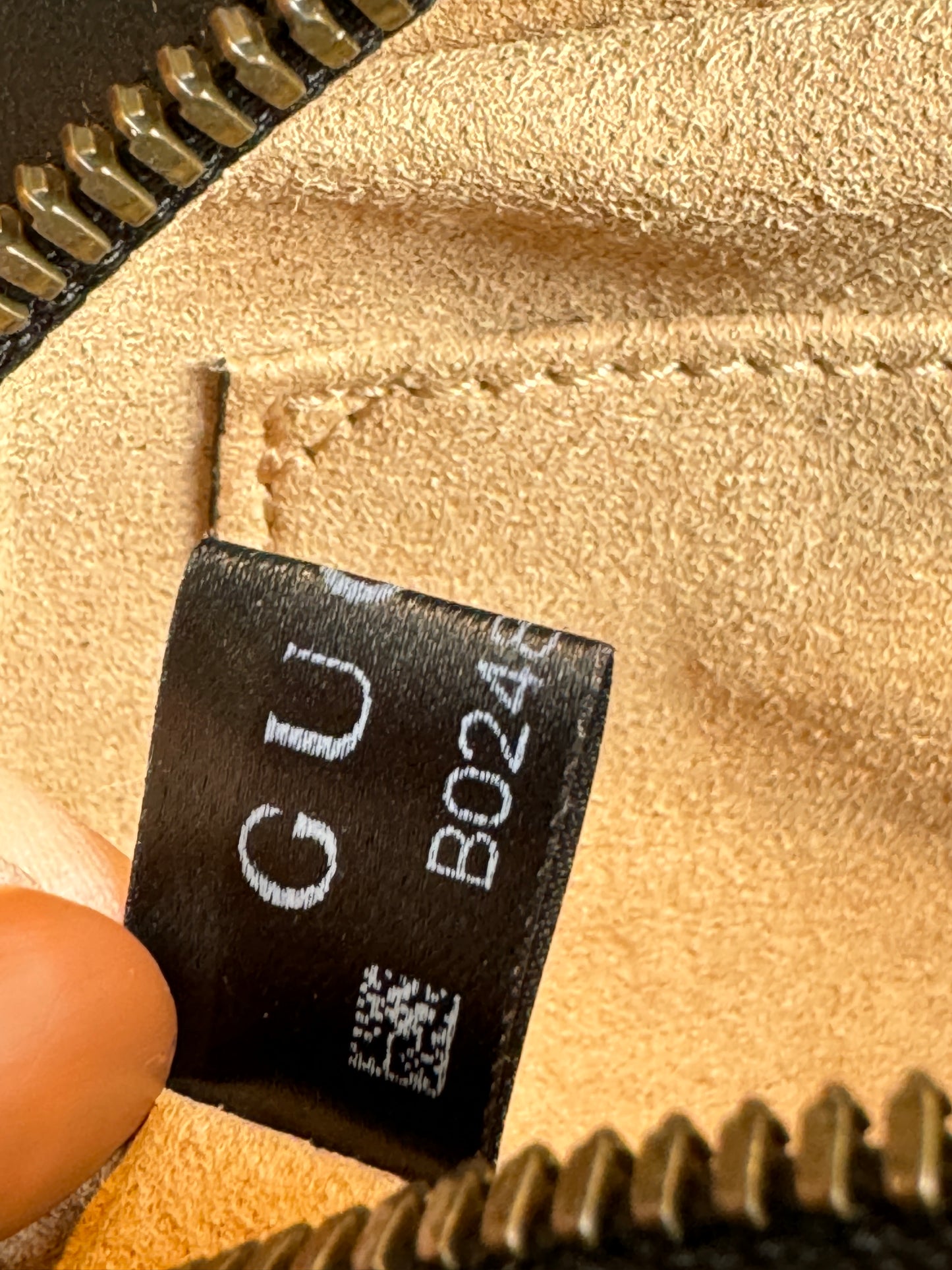 GUCCI Black Leather GG Marmont Small Camera Bag