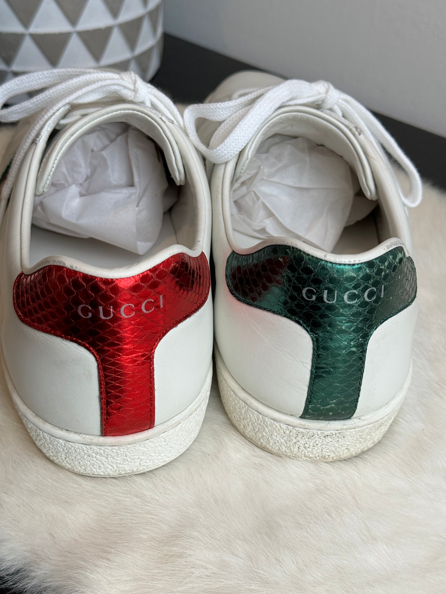 GUCCI Ace Bees Sneakers 9.5EU (42.5EU)
