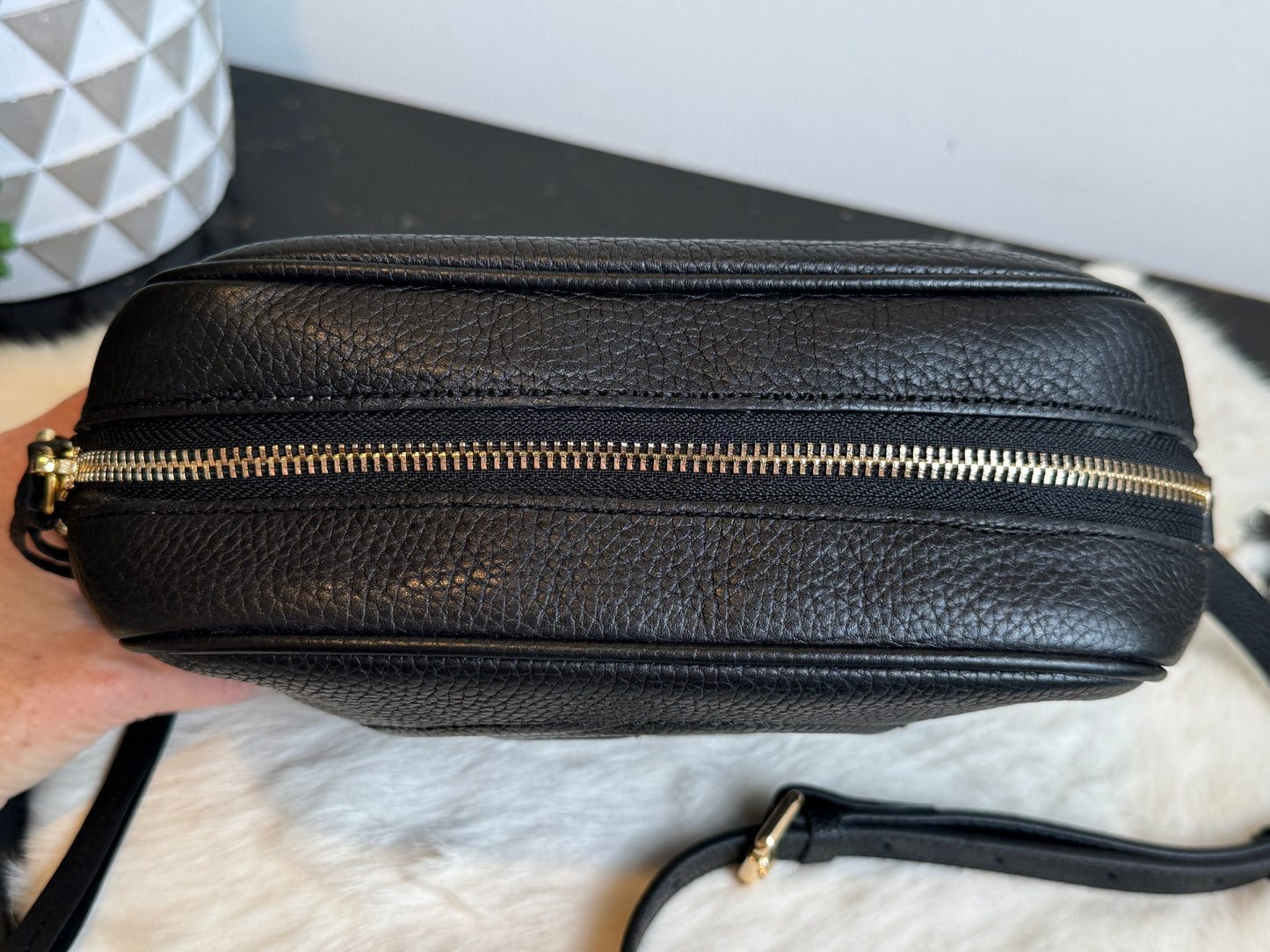 GUCCI Soho Disco Black Pebbled Camera Bag
