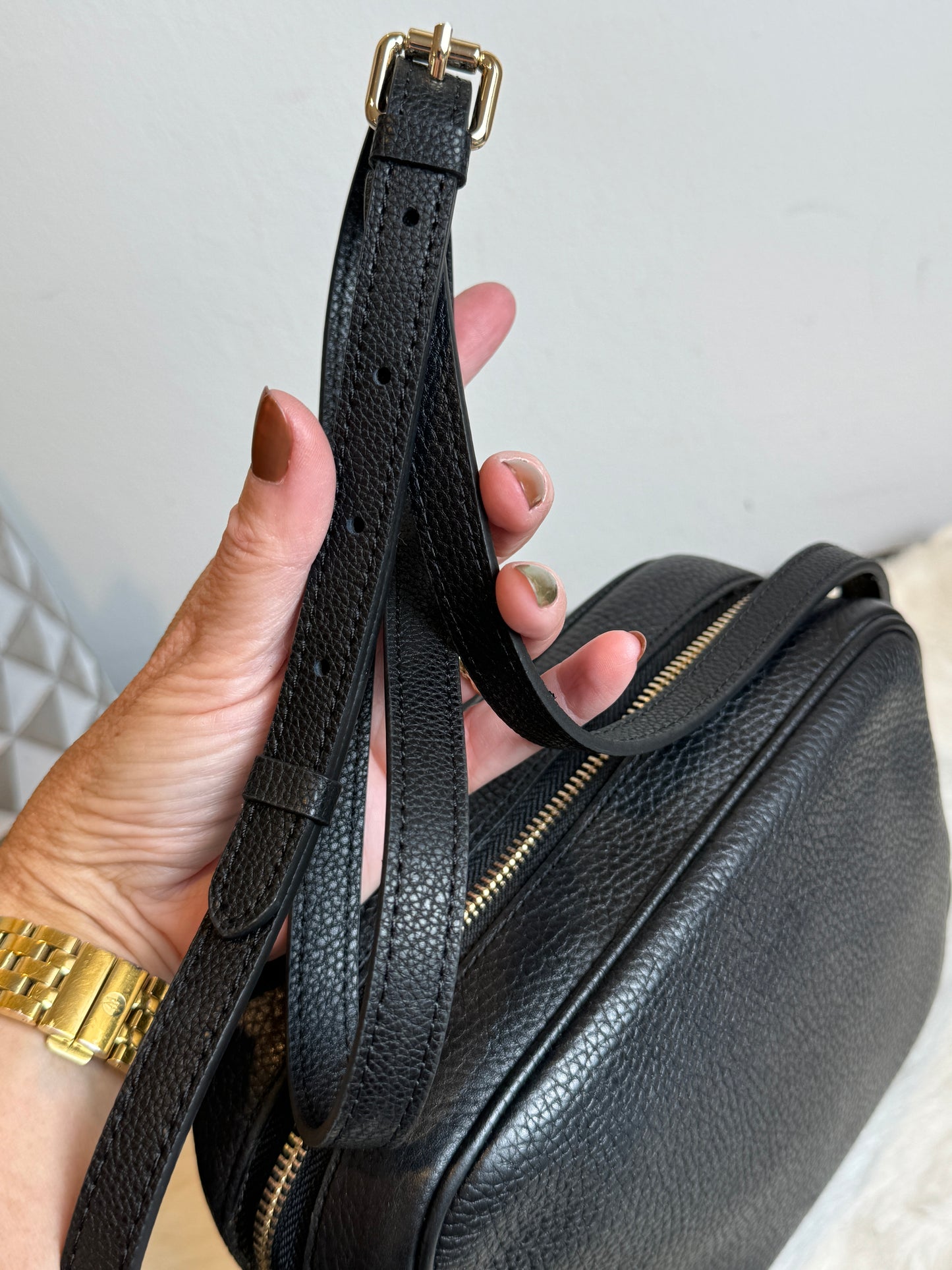 GUCCI Soho Disco Black Pebbled Camera Bag