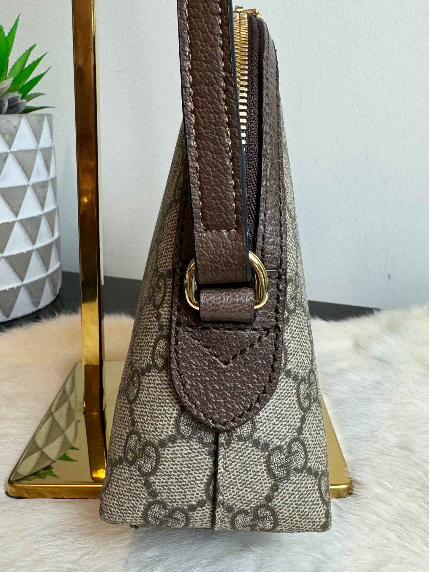 GUCCI Small Ophidia Round Top Crossbody