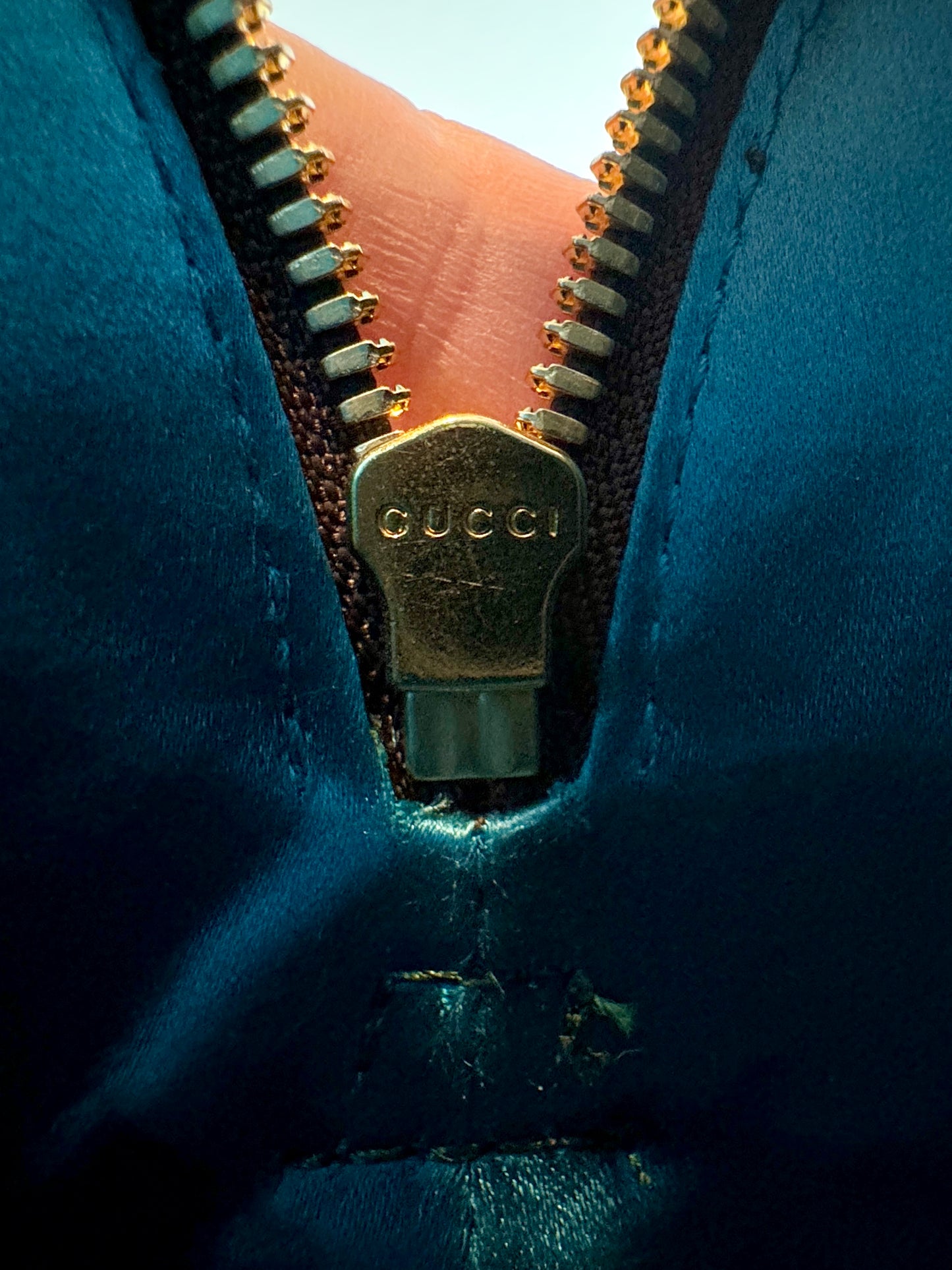 GUCCI Small Ophidia Round Top Crossbody