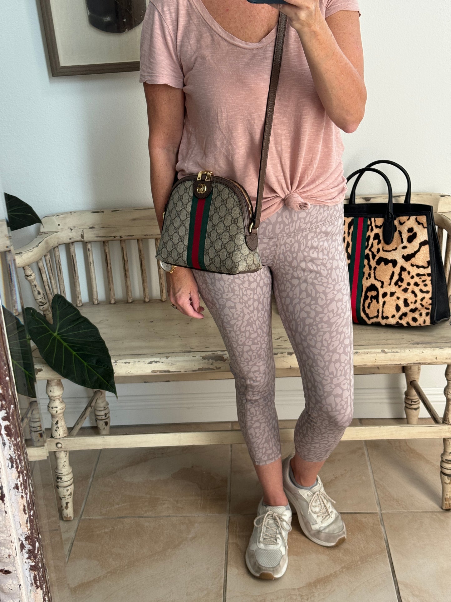 GUCCI Small Ophidia Round Top Crossbody
