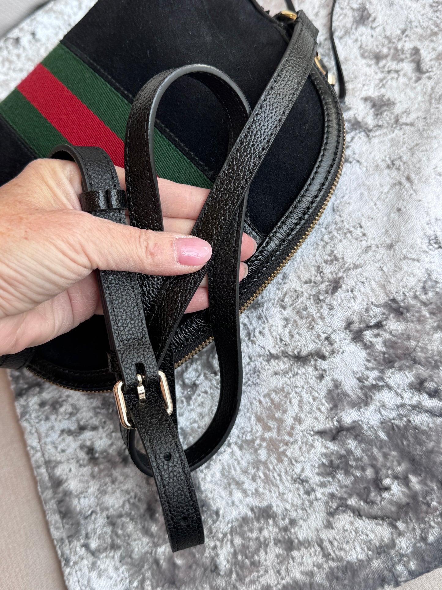 GUCCI Small Black Suede Ophidia Crossbody Bag
