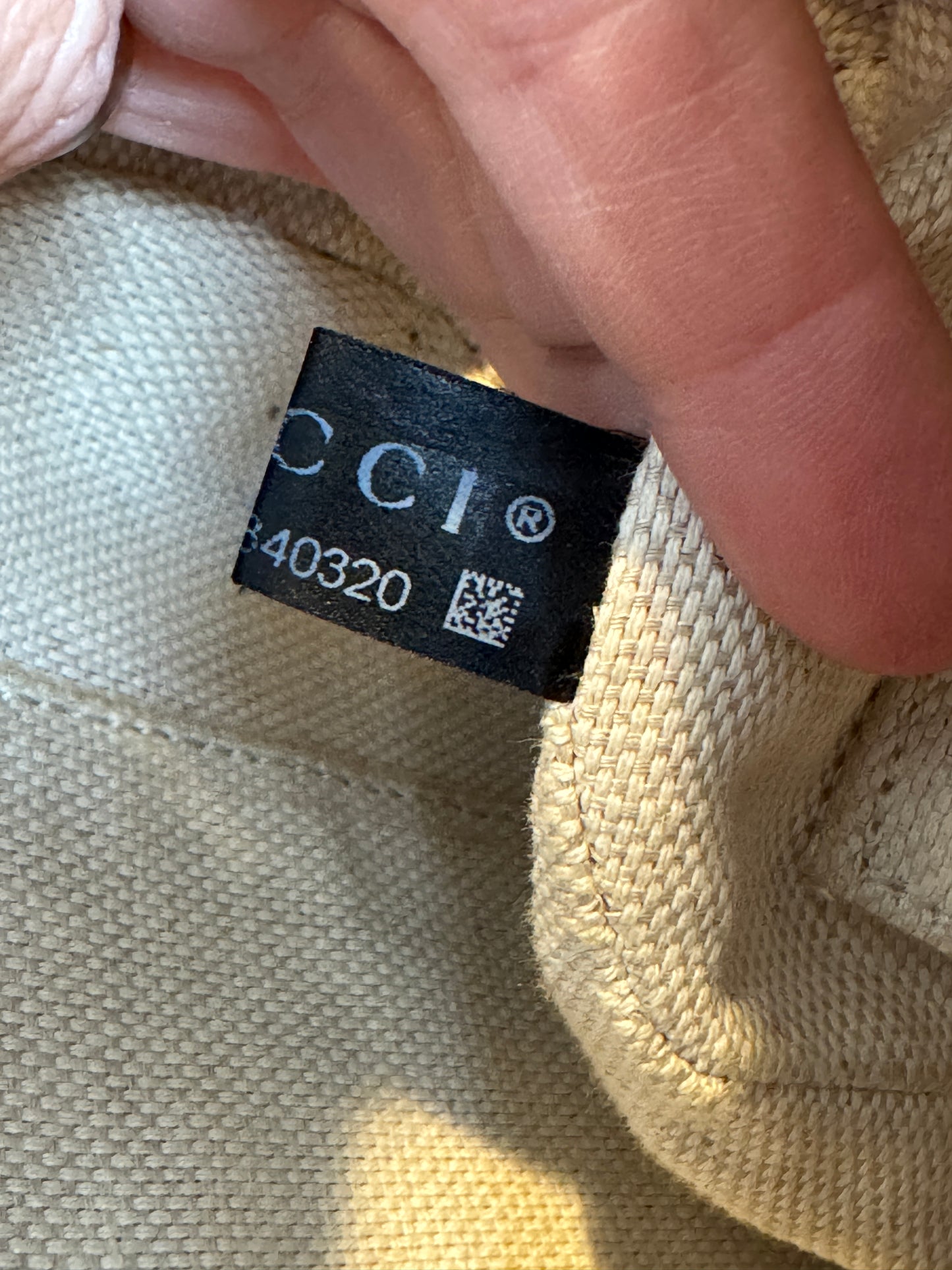 GUCCI Soho Disco Red Pebbled Camera Bag