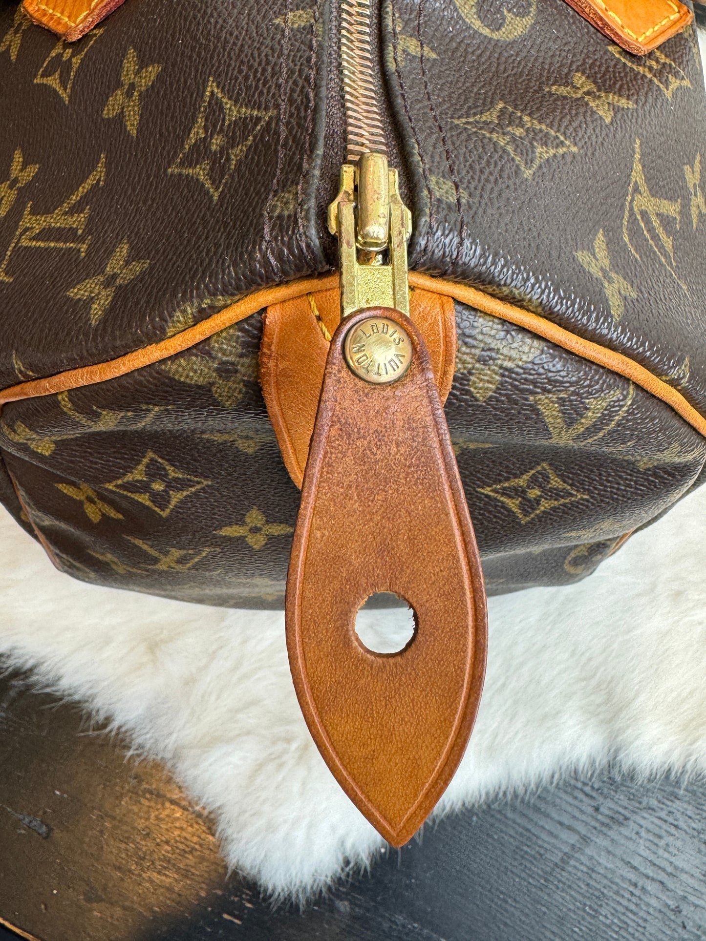 Louis Vuitton Monogram Speedy 30