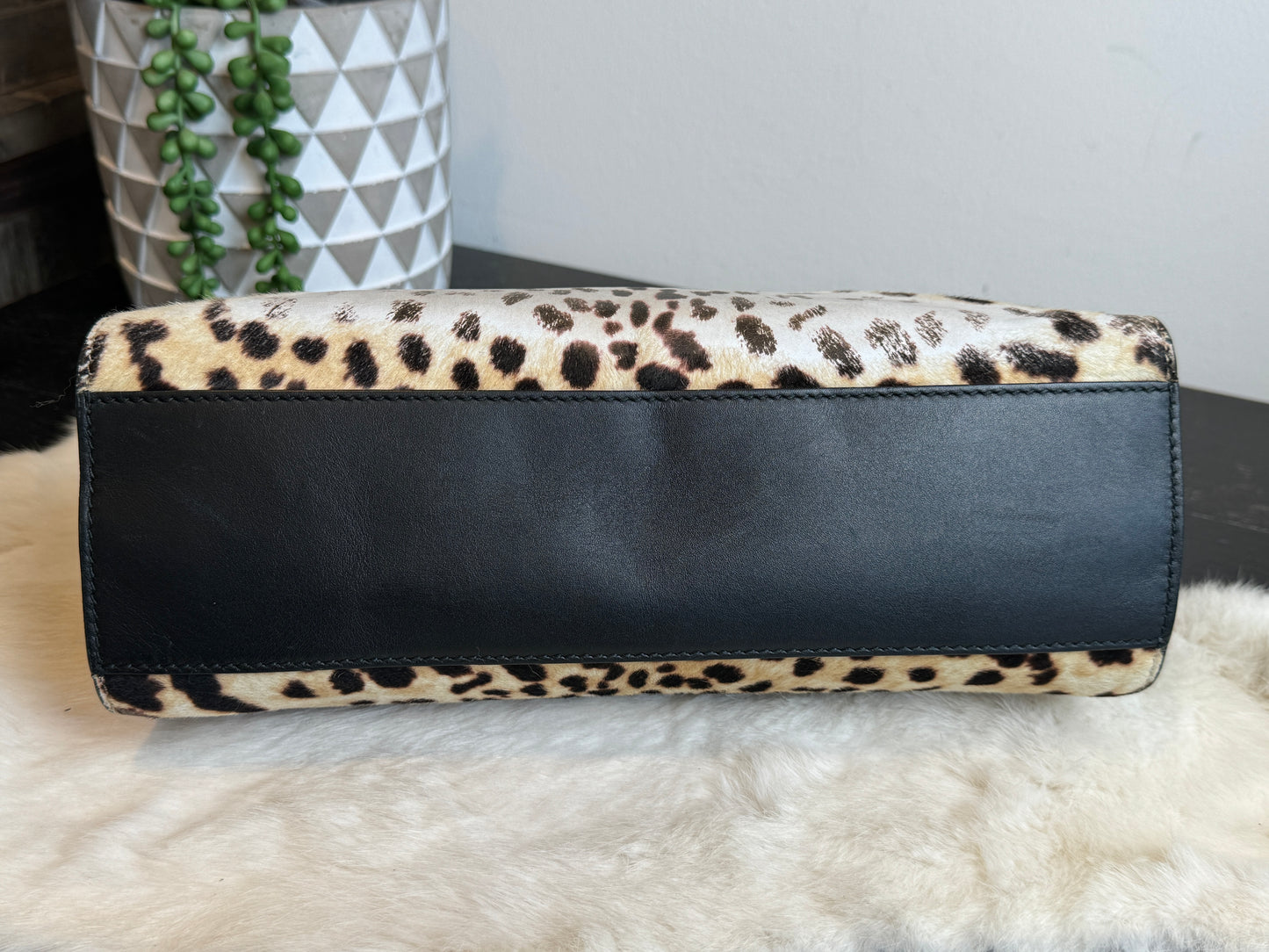 Gucci Calf Hair Bamboo Leopard Print Small Nymphaea Bag