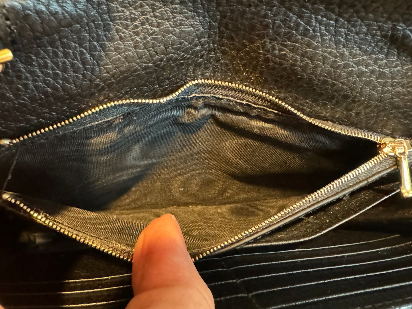 GUCCI Interlocking G Leather WOC Black
